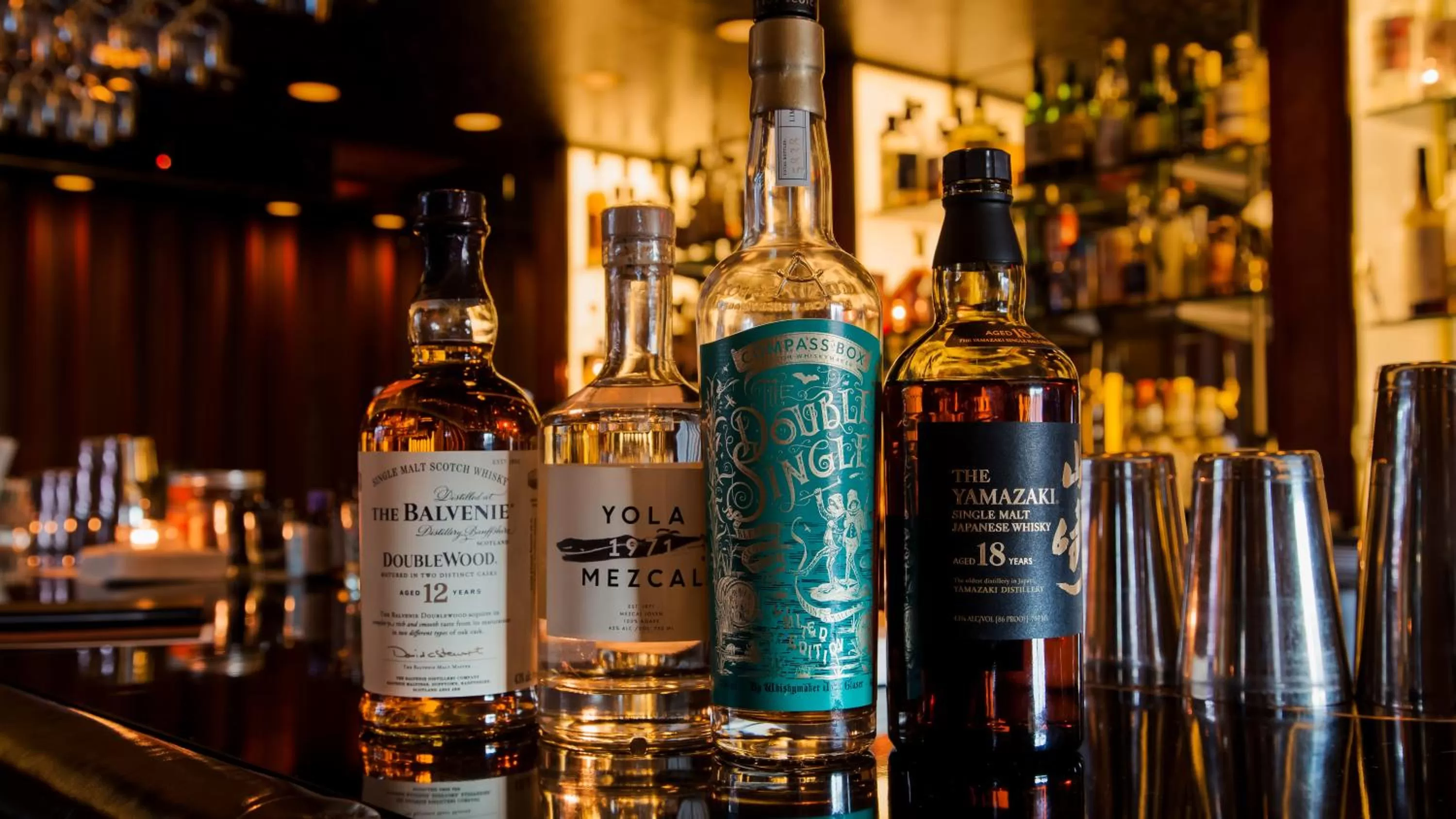 Lounge or bar in The Hollywood Franklin Hotel near Universal Studios