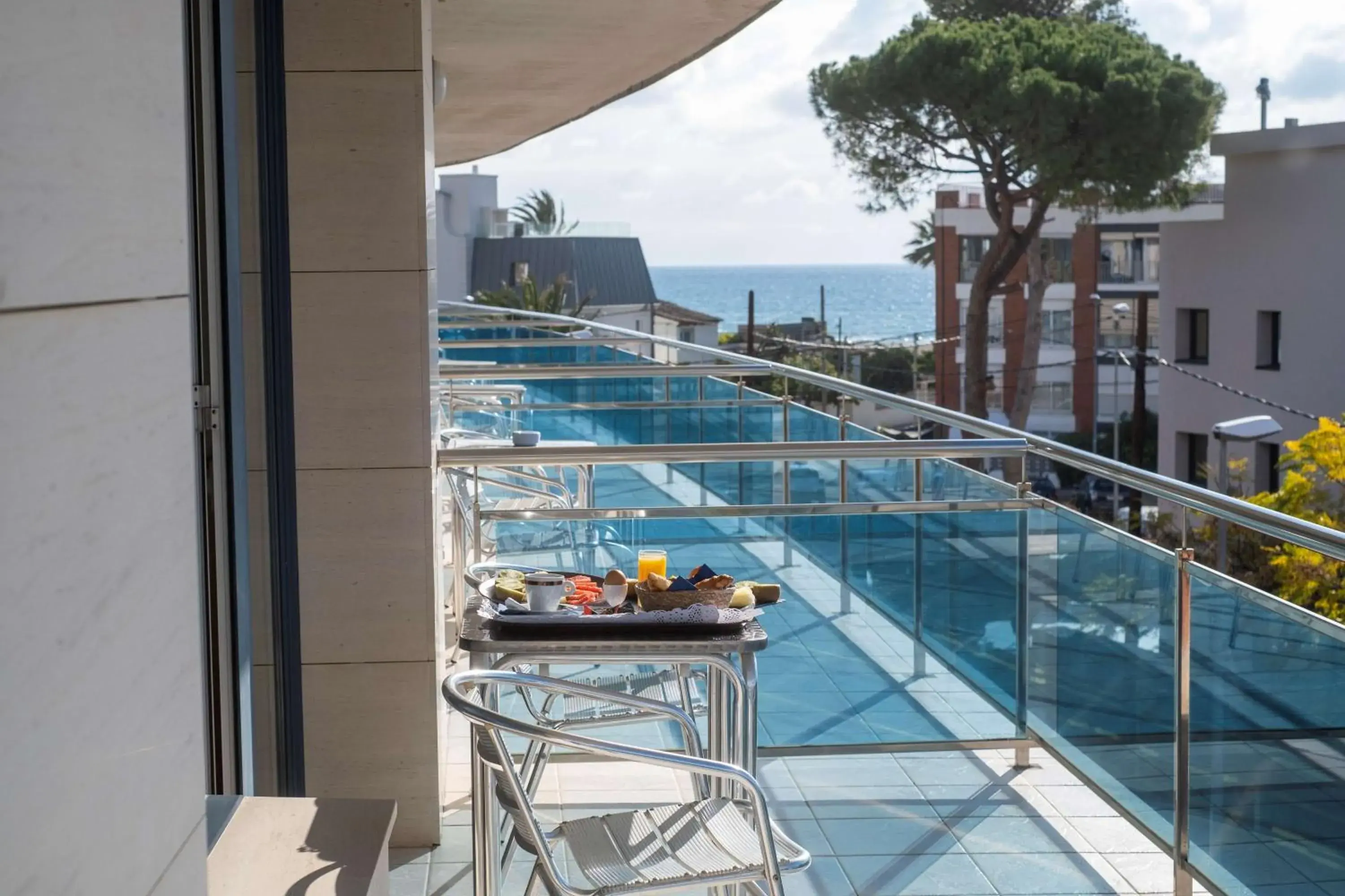 Photo of the whole room, Balcony/Terrace in Best Western Hotel Mediterraneo