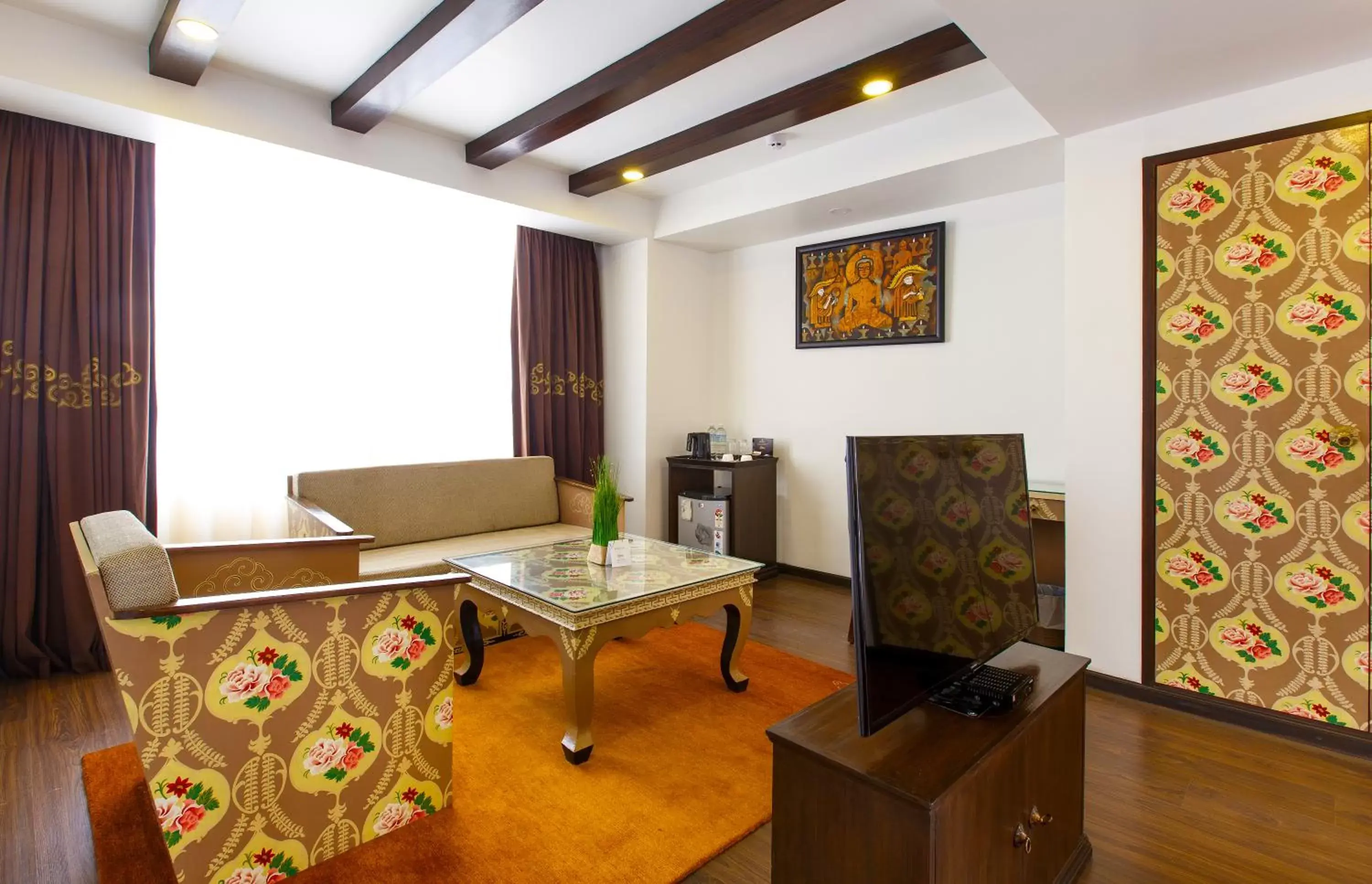 TV and multimedia, Seating Area in Dalai-La Boutique Hotel