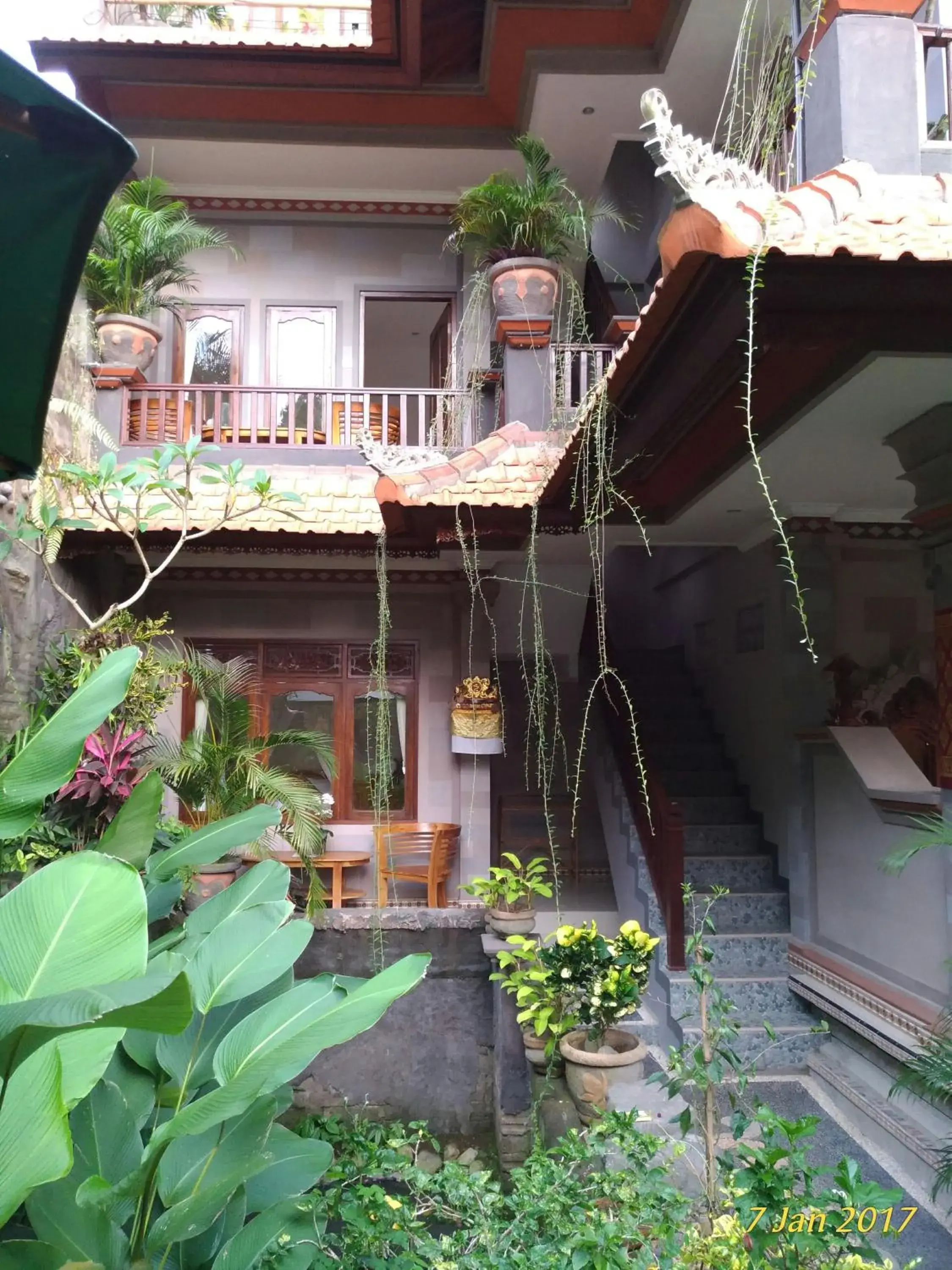Property building in Praety Home Stay