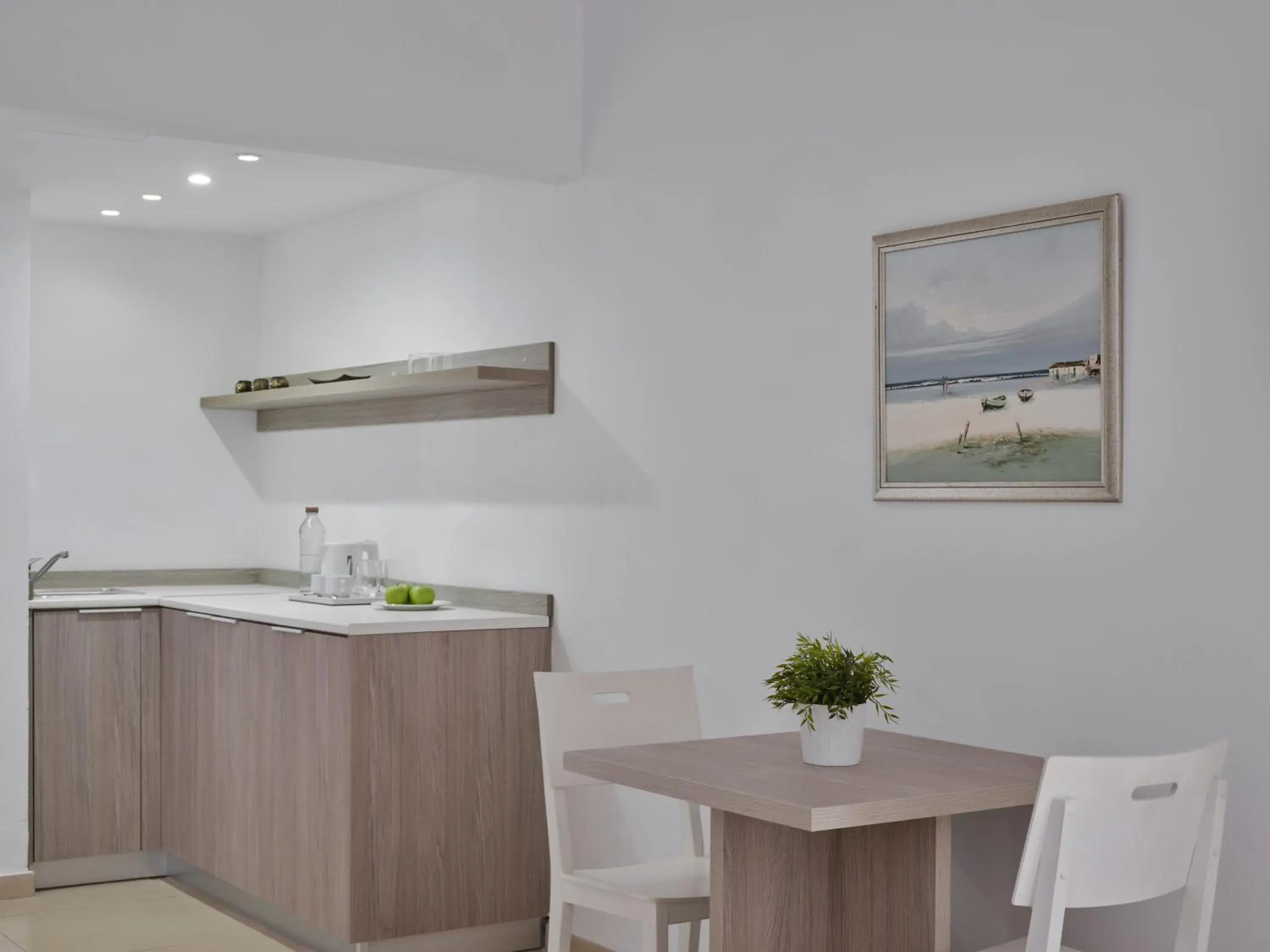 Kitchen or kitchenette, Kitchen/Kitchenette in Atlantica Callisto