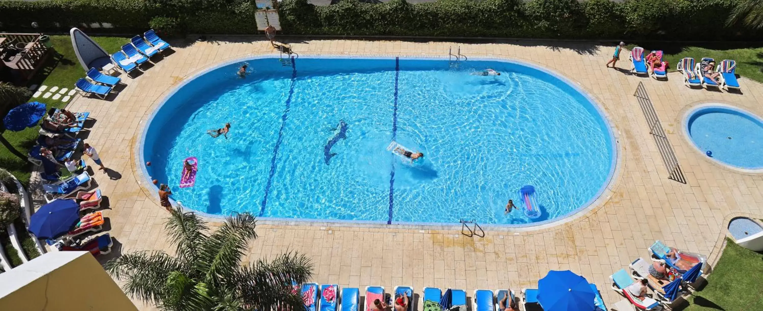 Swimming pool, Pool View in Aparthotel Paladim & Alagoamar