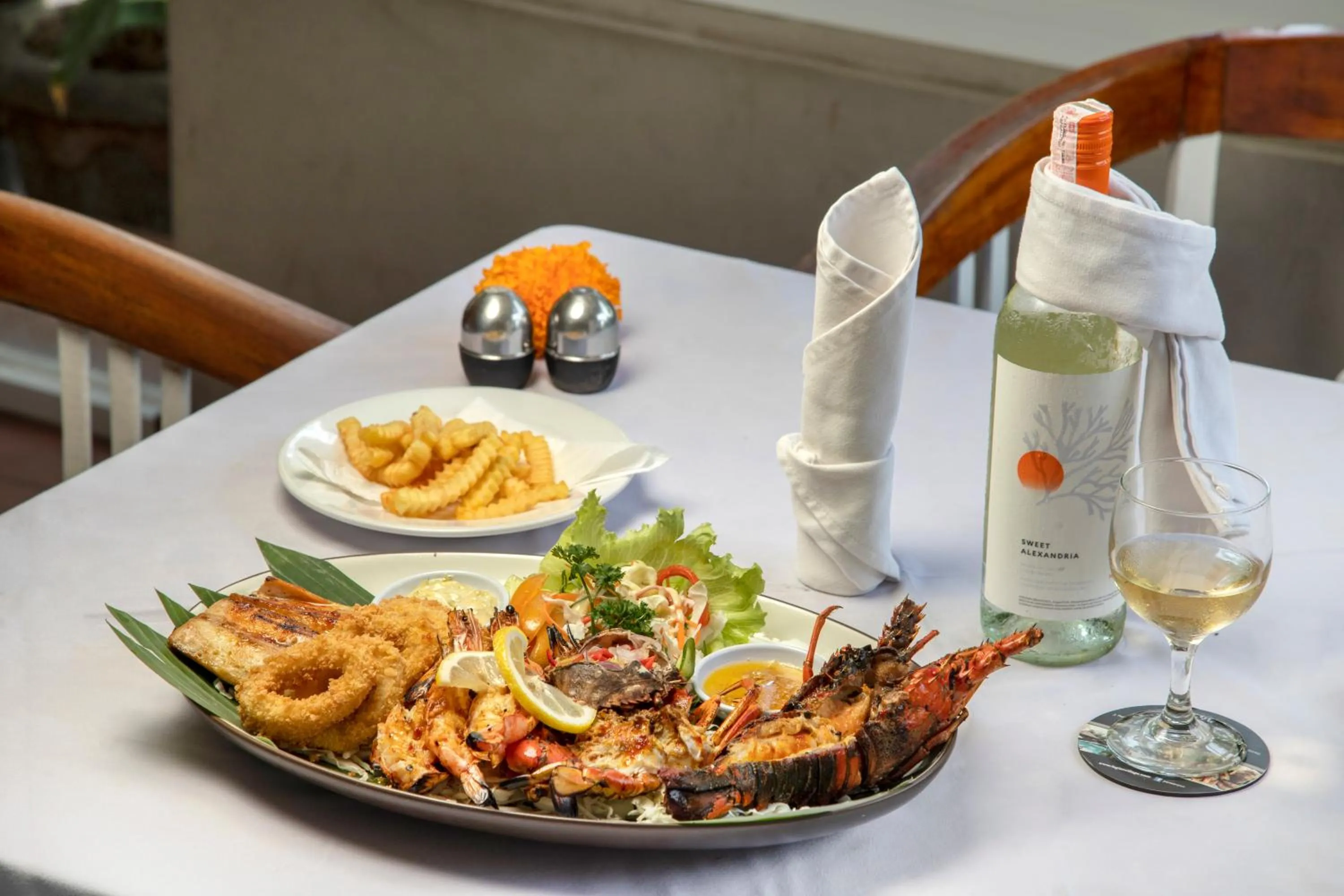 Food and drinks in Legian Village Hotel - CHSE Certified