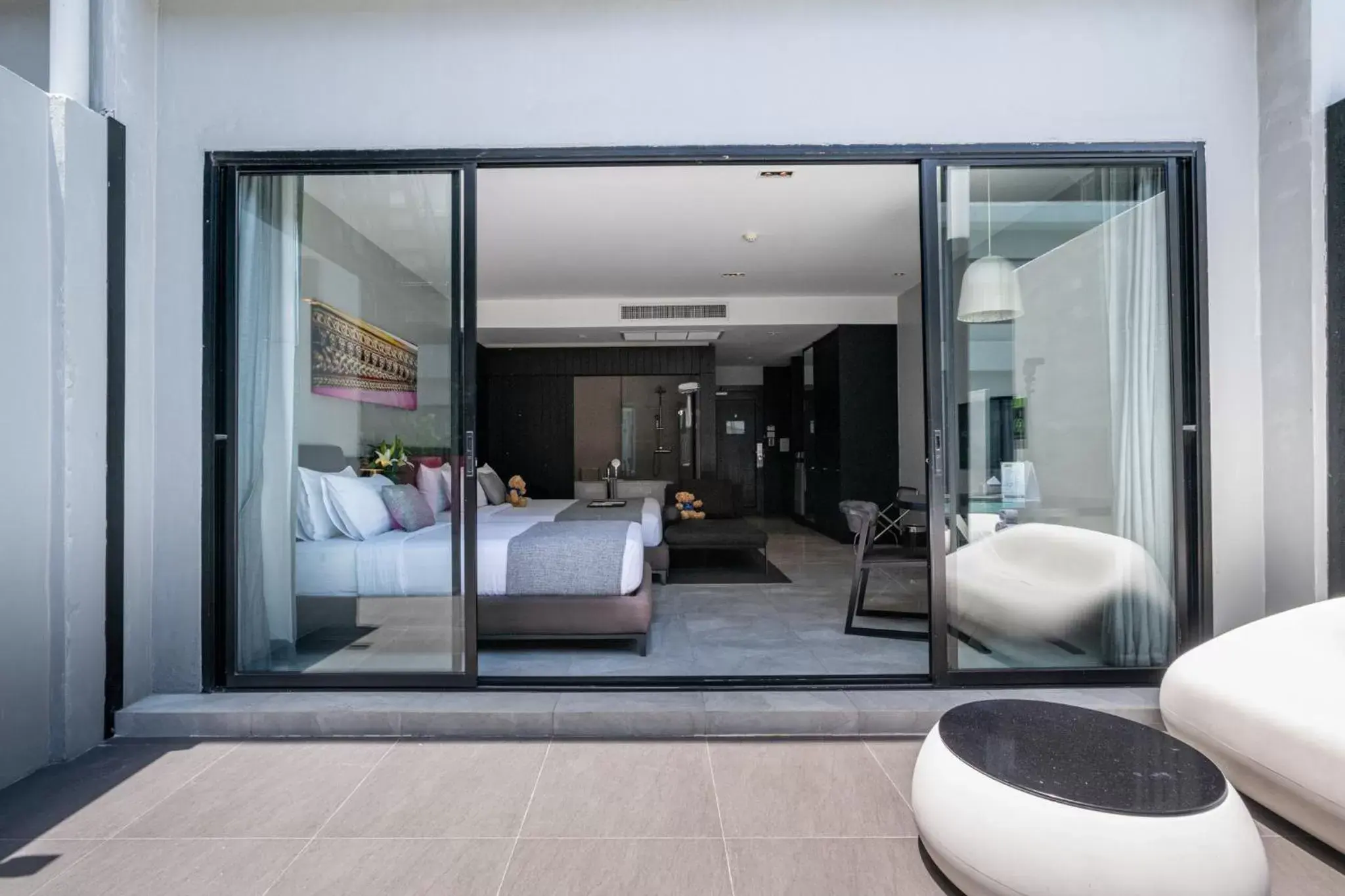 Balcony/Terrace, Bed in S Ratchada Leisure Hotel - SHA PLUS Balcony/Terrace, Bed in S Ratchada Leisure Hotel - SHA PLUS