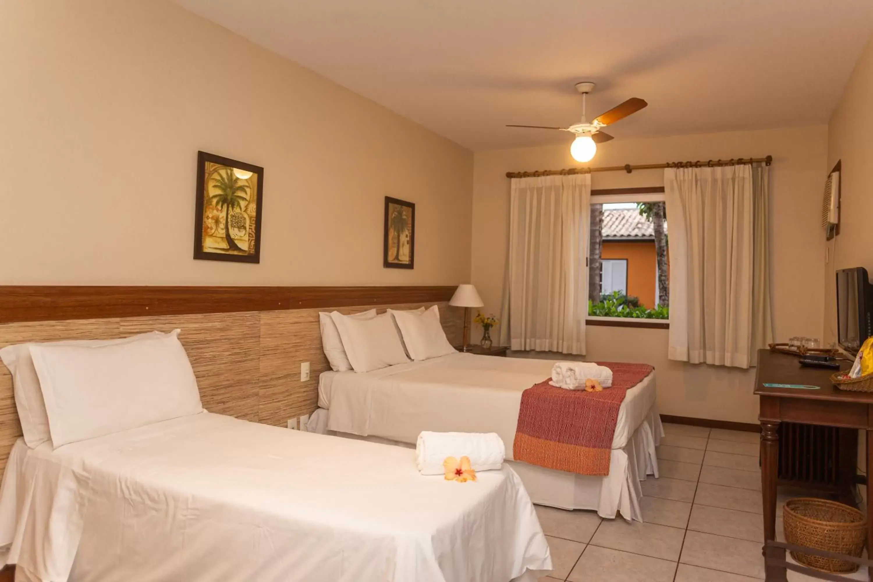 Triple Room with Garden View in Pousada Corsario Buzios Triple Room with Garden View in Pousada Corsario Buzios