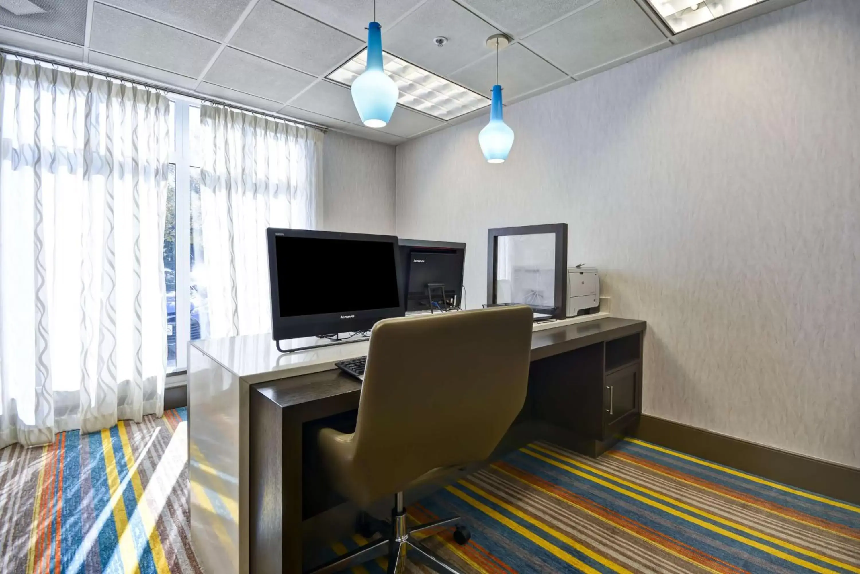 Meeting/conference room, TV/Entertainment Center in Homewood Suites Durham-Chapel Hill I-40