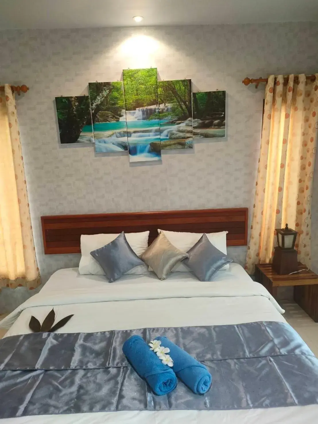 Bed in Andawa Lanta Resort