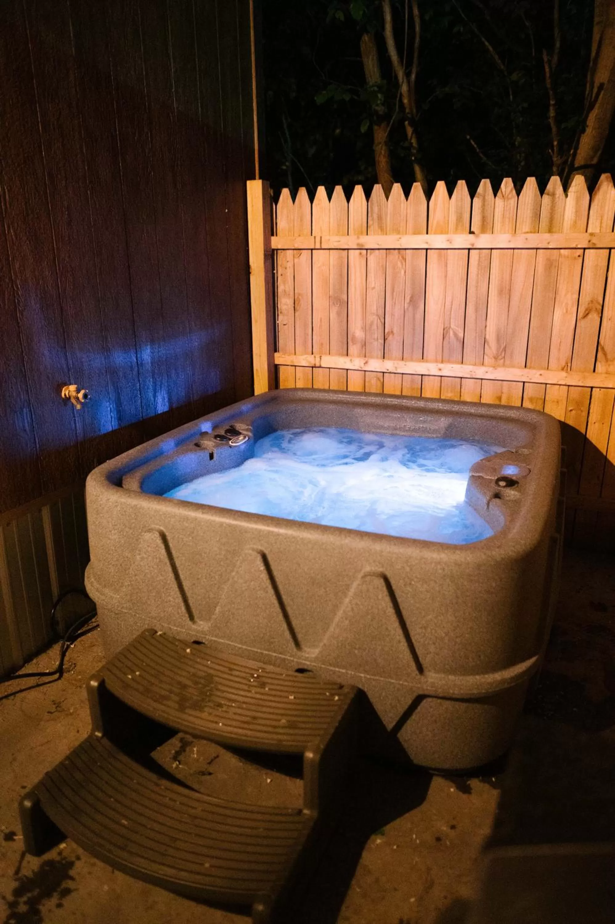 Hot Tub in The Outpost