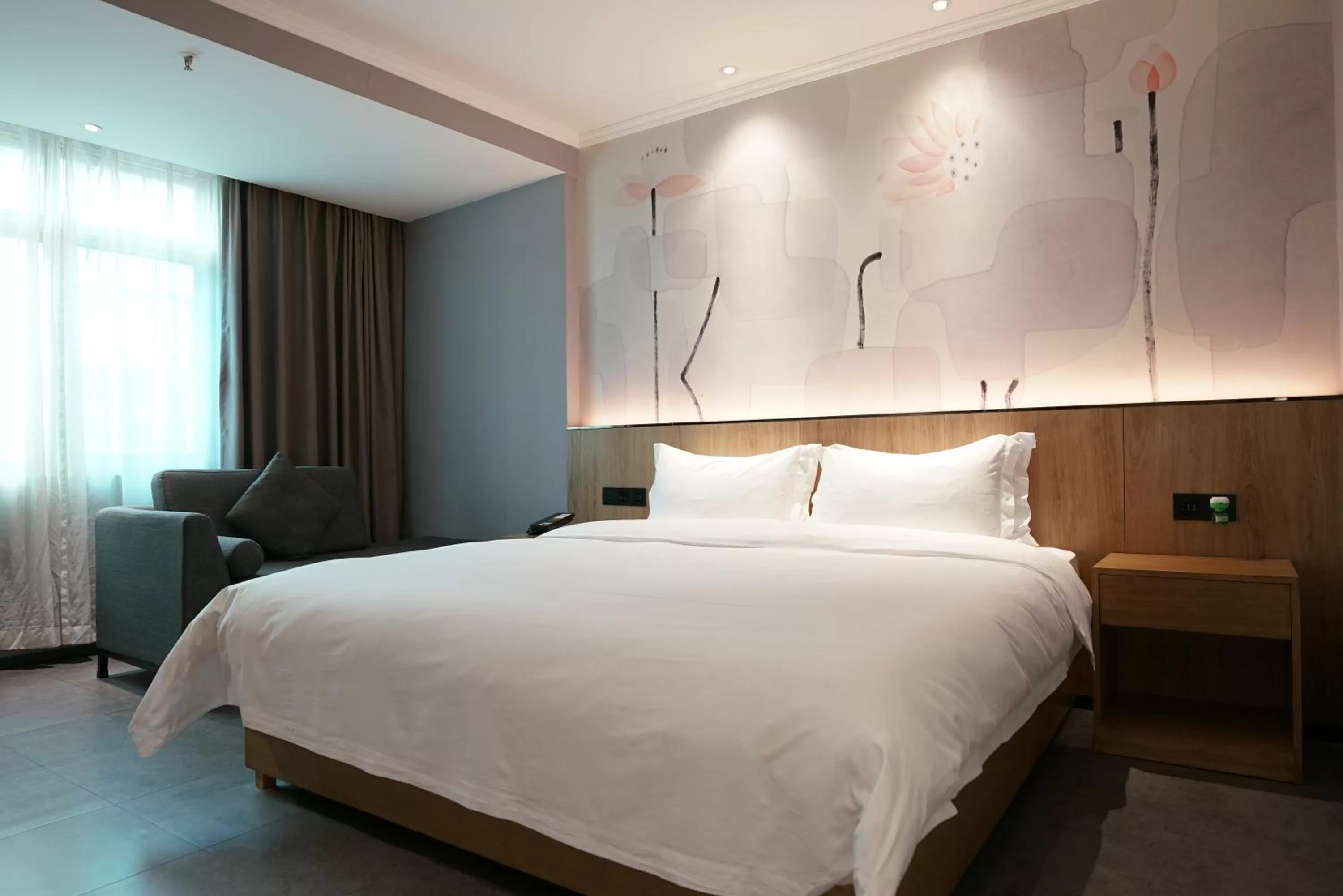 Standard King Room in Paco Hotel Datang Metro Guangzhou-Free Shuttle Bus For Canton Fair