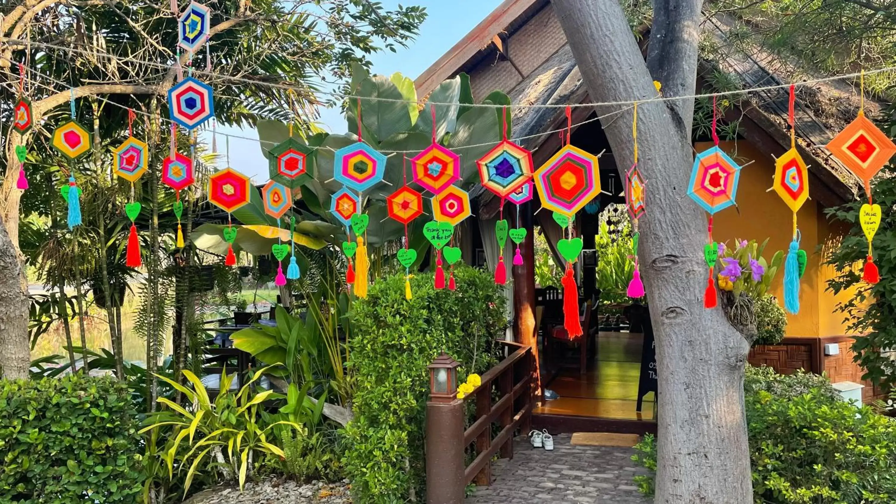 Decorative detail in Pura Vida Pai Resort