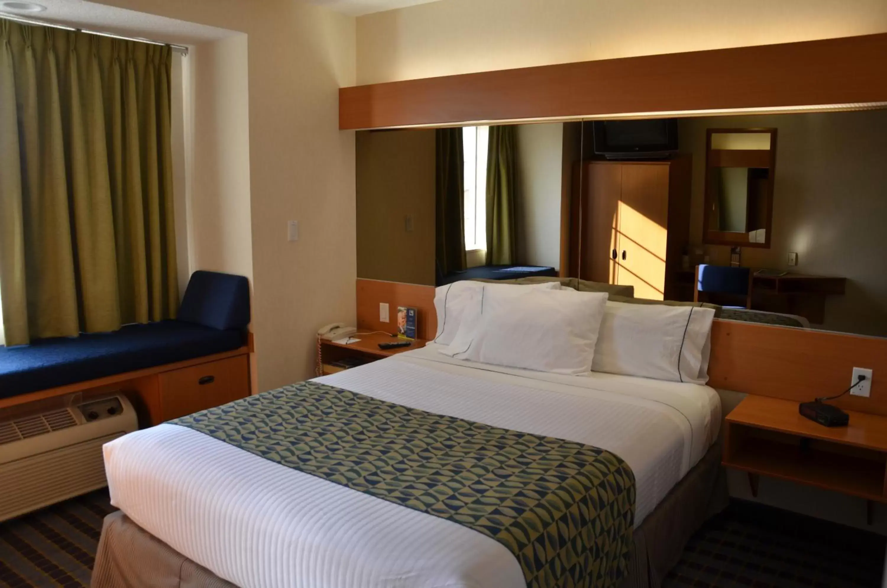 Photo of the whole room, Bed in Microtel Inn & Suites by Wyndham Chihuahua