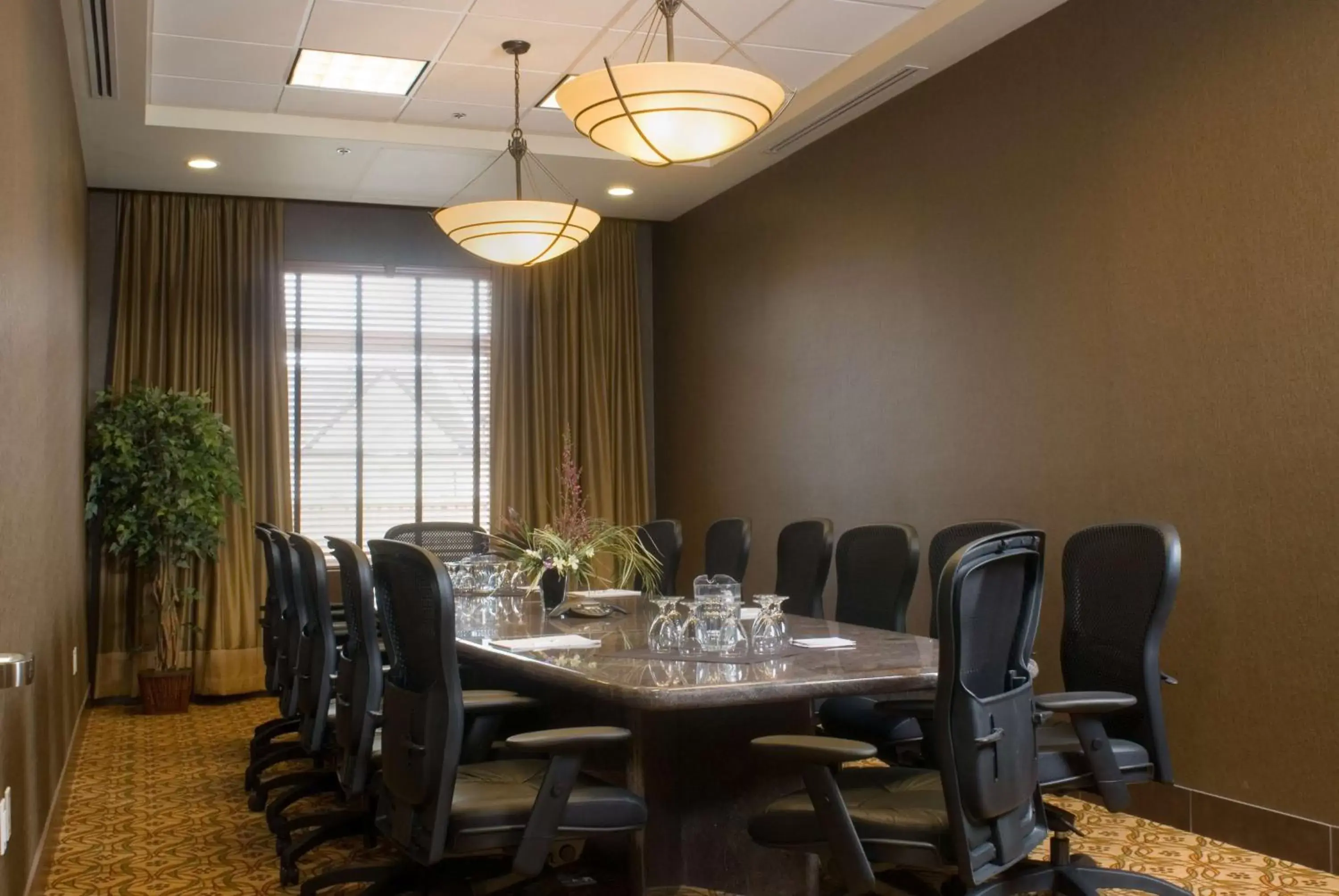 Banquet/Function facilities in Best Western Sunrise Inn & Suites