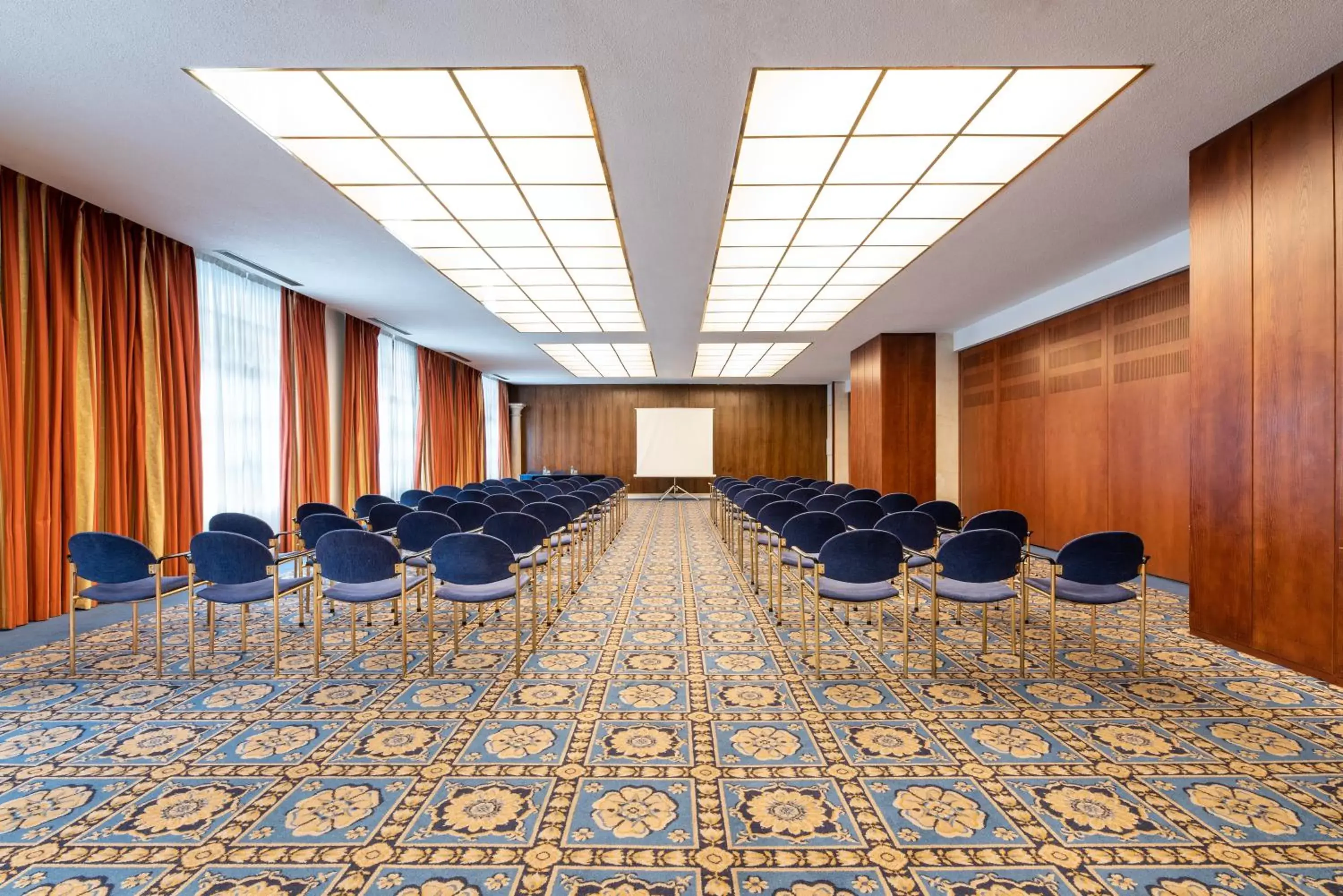 Meeting/conference room in Eurostars Hotel de la Reconquista