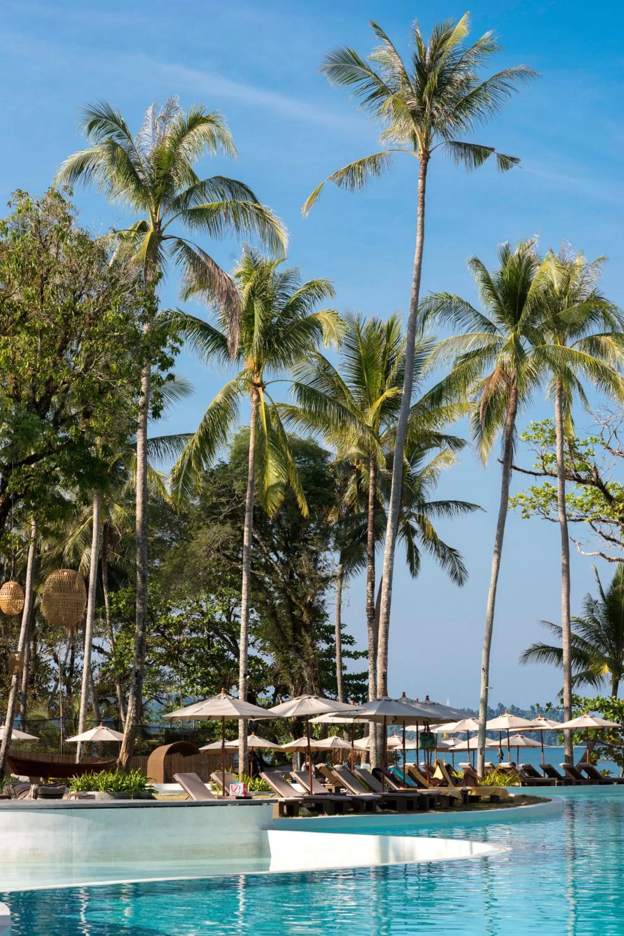 Swimming pool in Eden Beach Khao Lak Resort & Spa