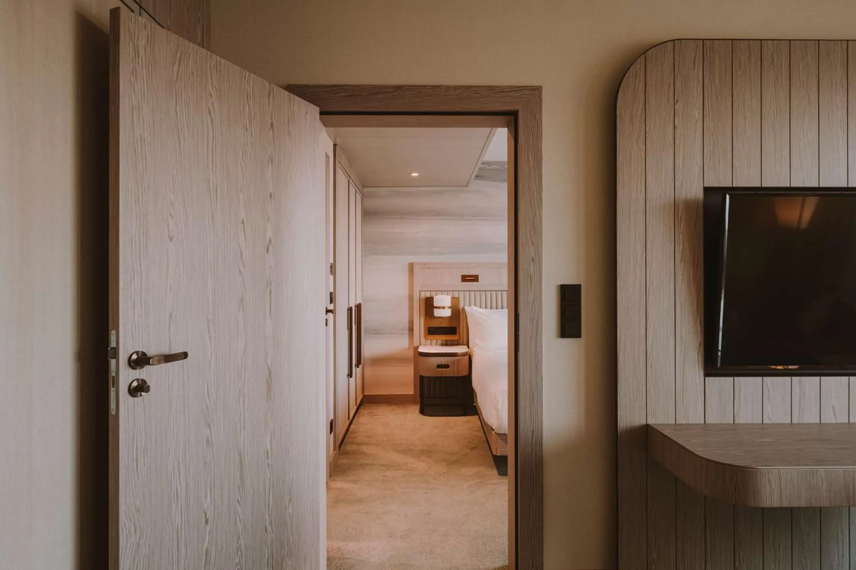 Bedroom, TV/Entertainment Center in Hilton Swinoujscie Resort And Spa