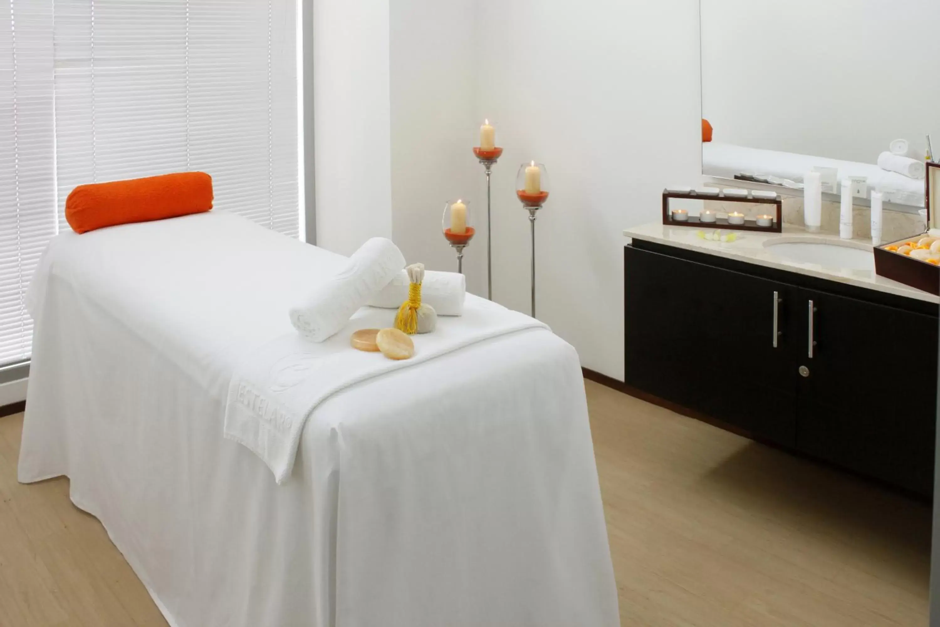 Massage, Spa/Wellness in Estelar Alto Prado