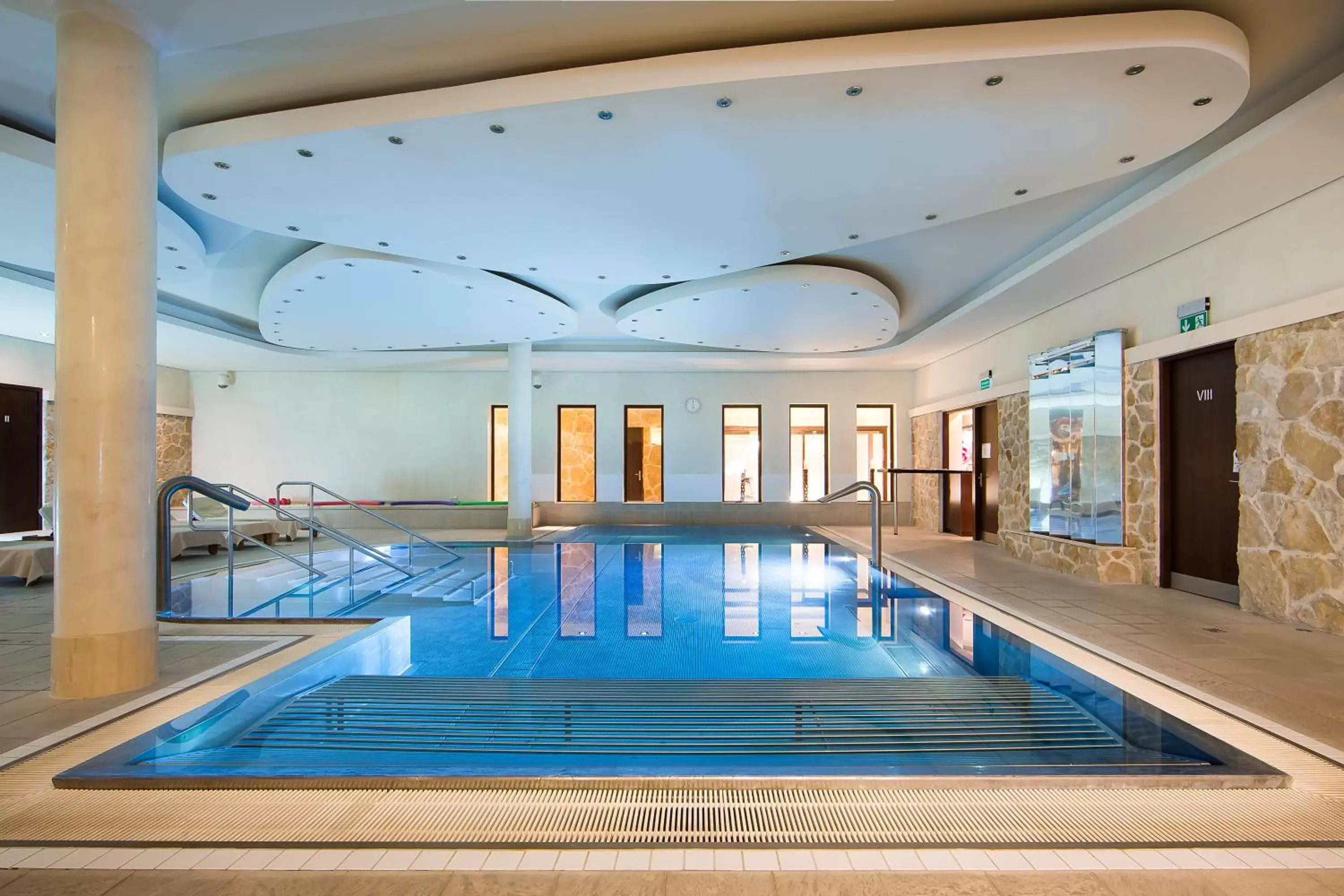 Swimming Pool in Hotel Król Kazimierz