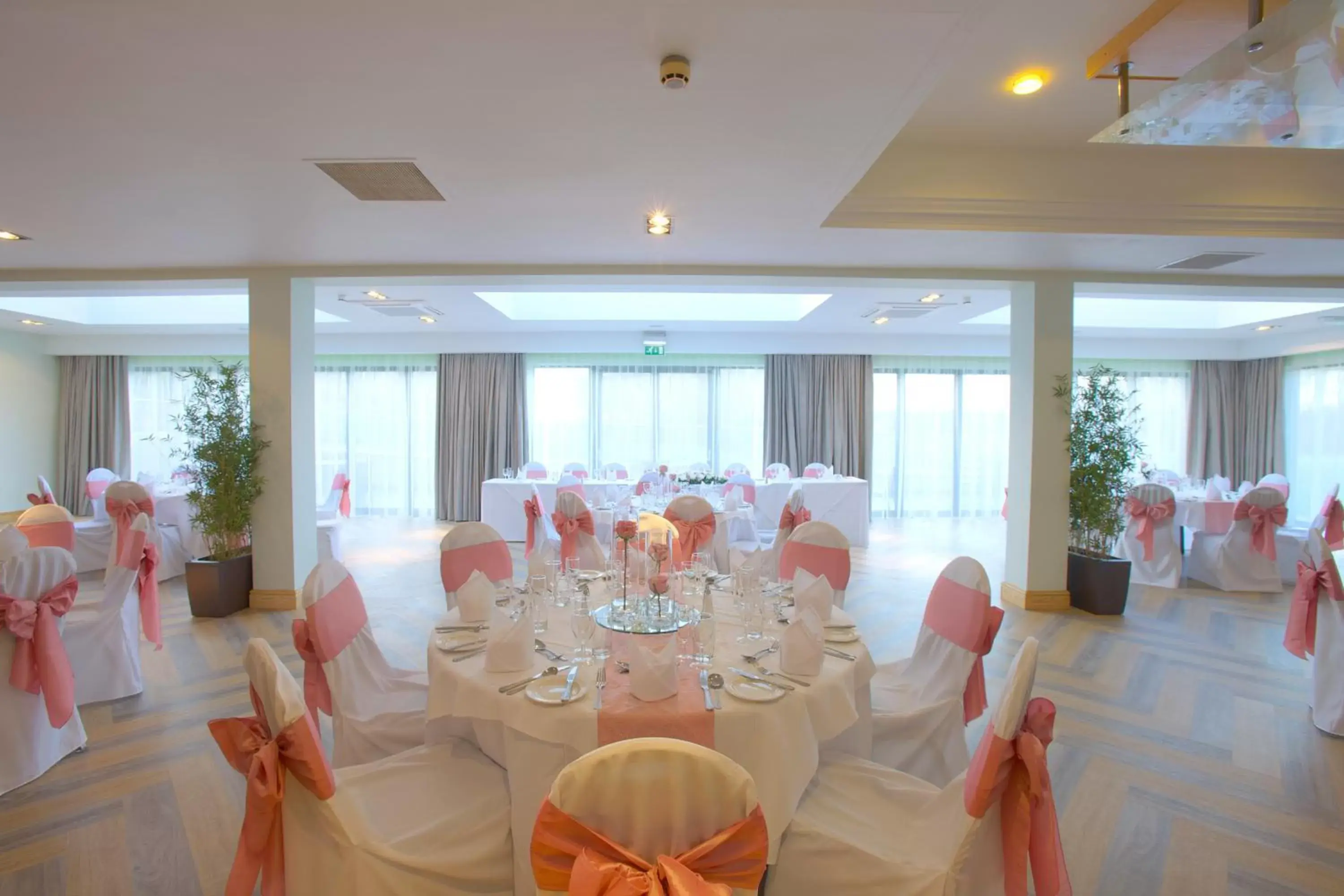 Food and drinks, Banquet Facilities in Mercure Newcastle George Washington Hotel Golf & Spa