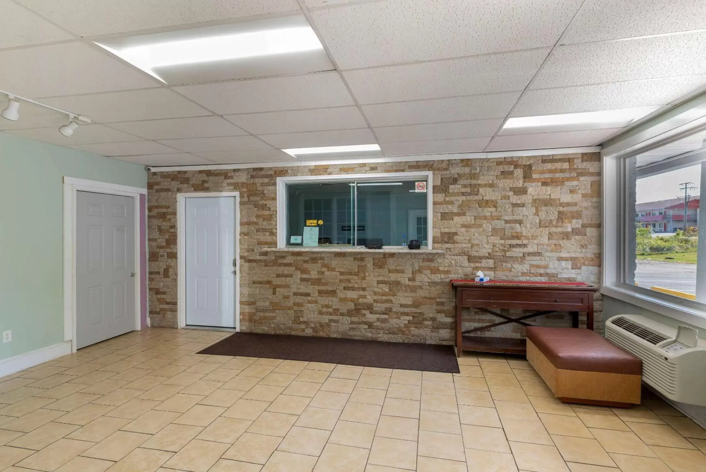 Lobby or reception in Rodeway Inn Colonial Heights I-95 Lobby or reception in Rodeway Inn Colonial Heights I-95