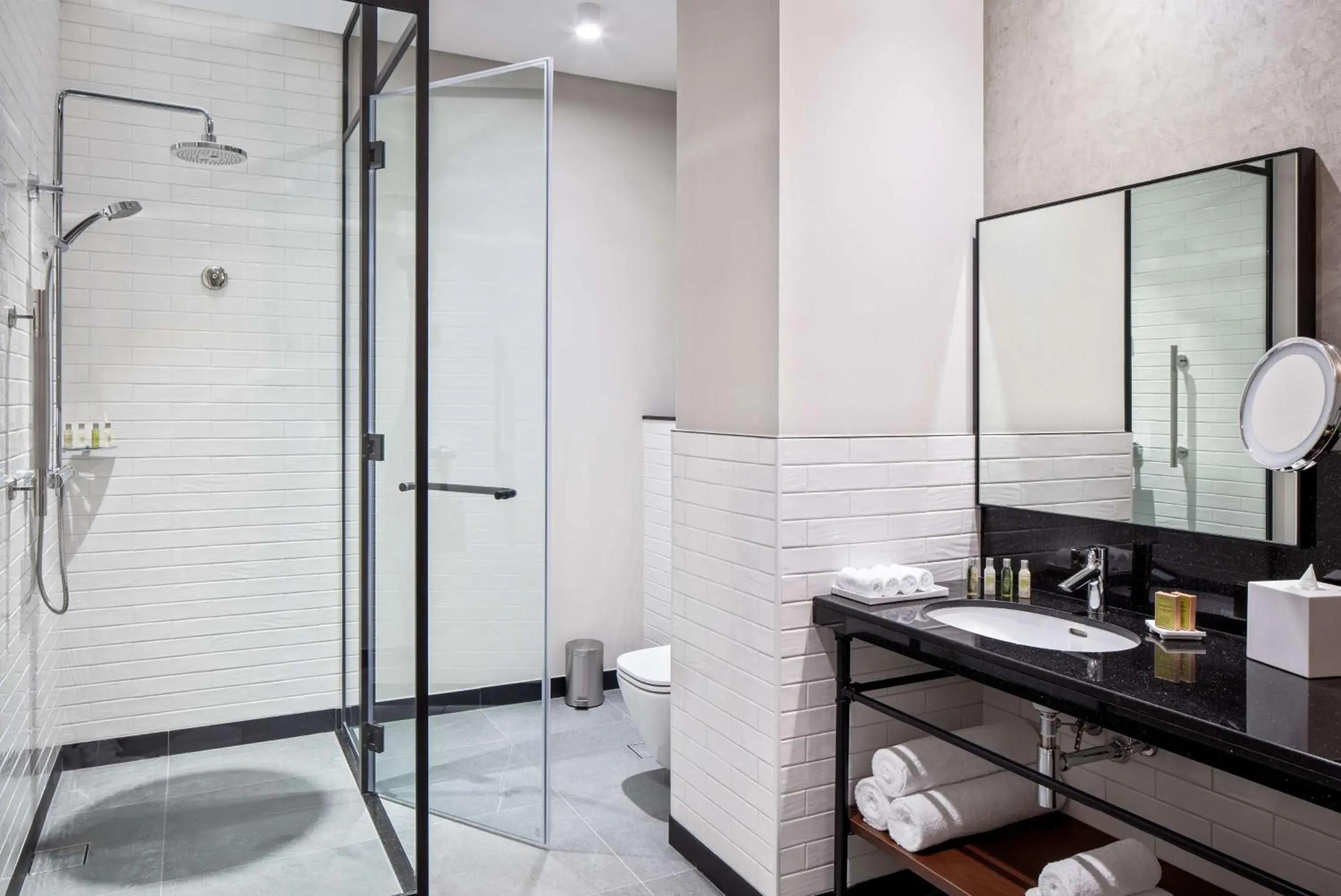 Bathroom in DoubleTree by Hilton Dubai M Square Hotel & Residences