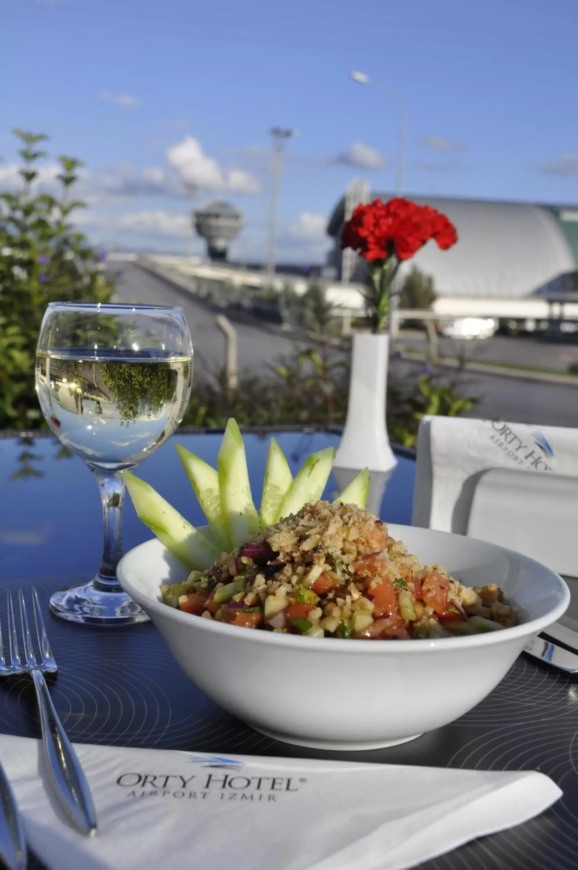 Food in Orty Airport Hotel