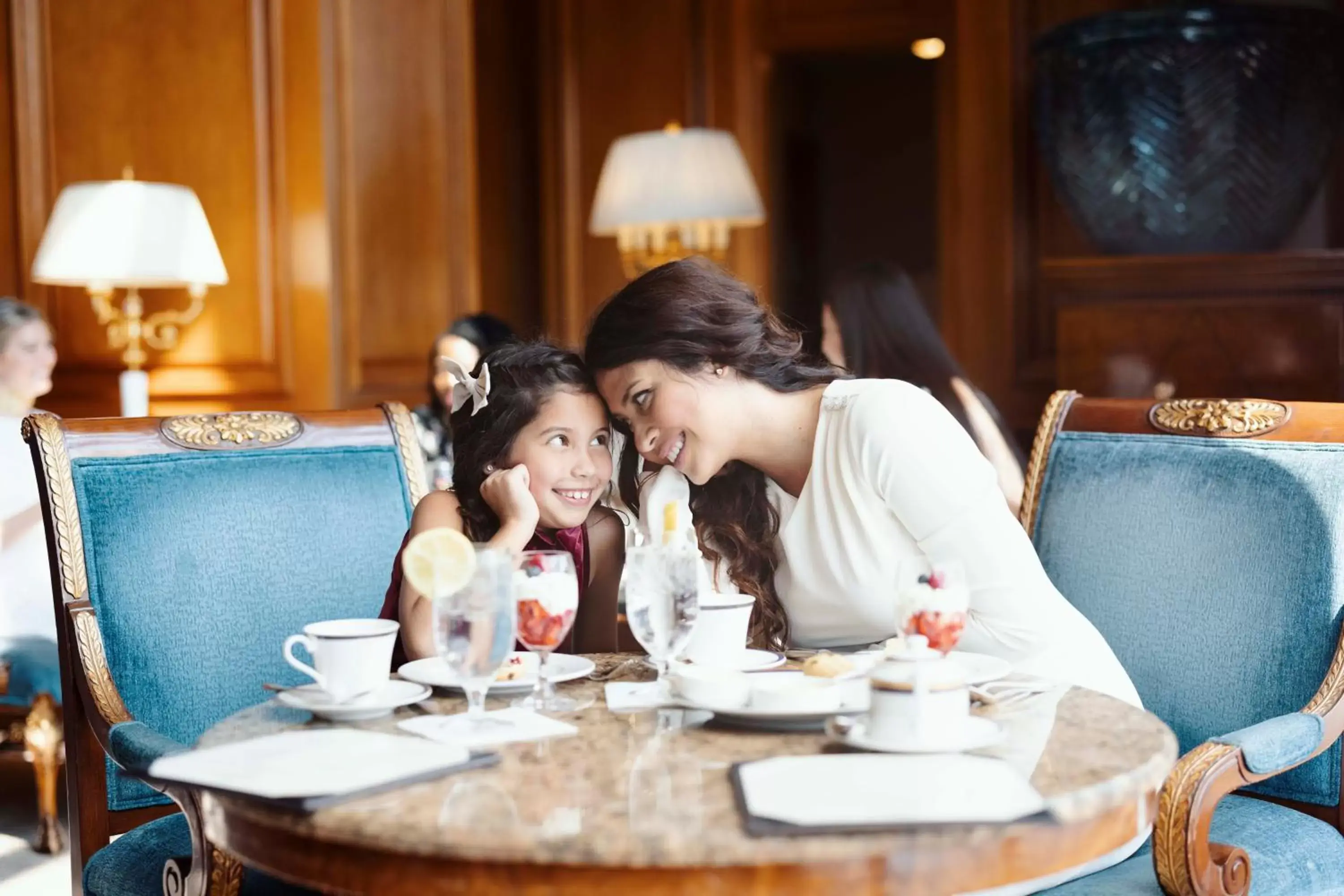 Restaurant/places to eat, Family in Grand America Hotel