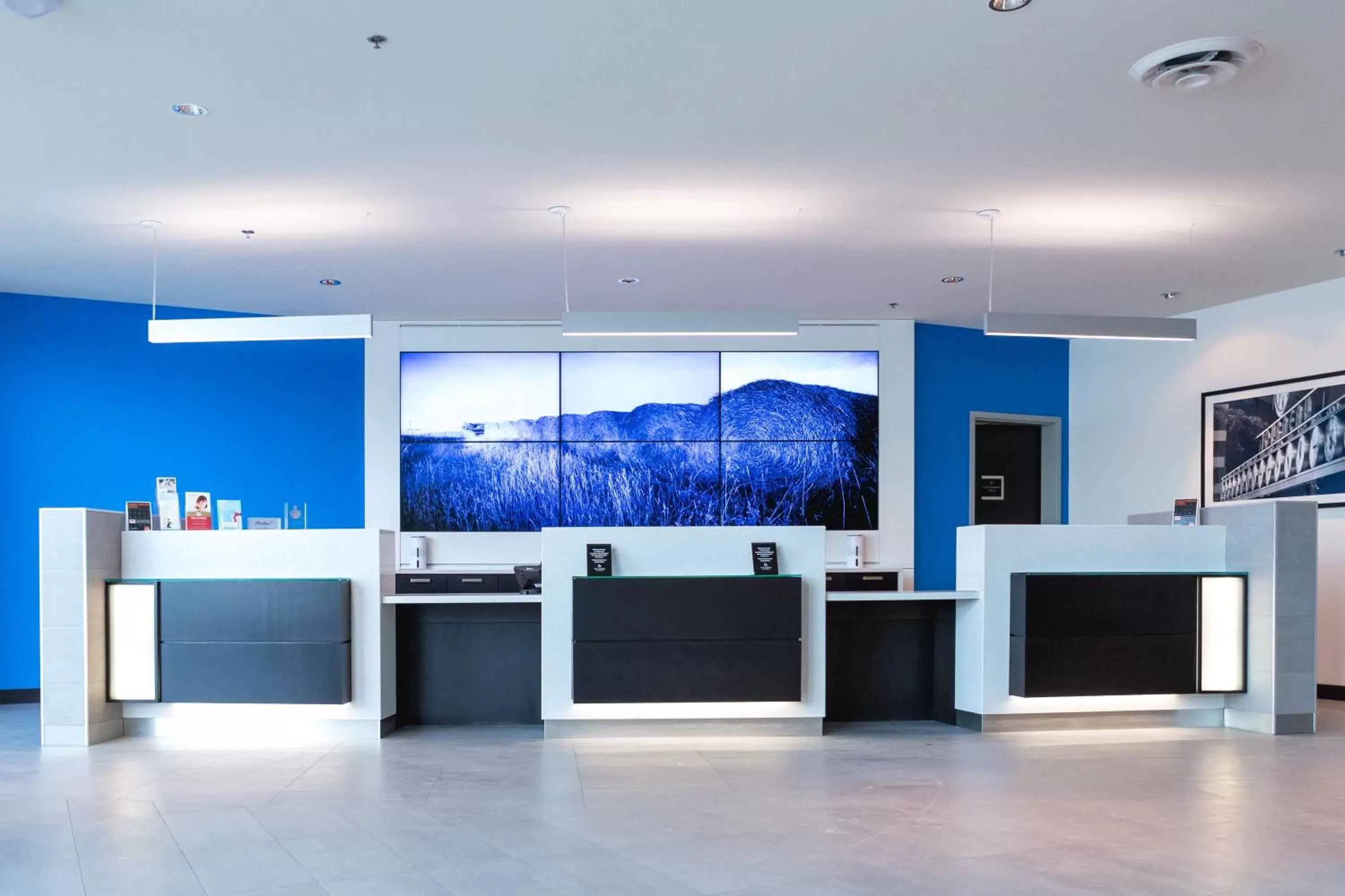 Lobby or reception, Lobby/Reception in The Grand Winnipeg Airport Hotel by Lakeview