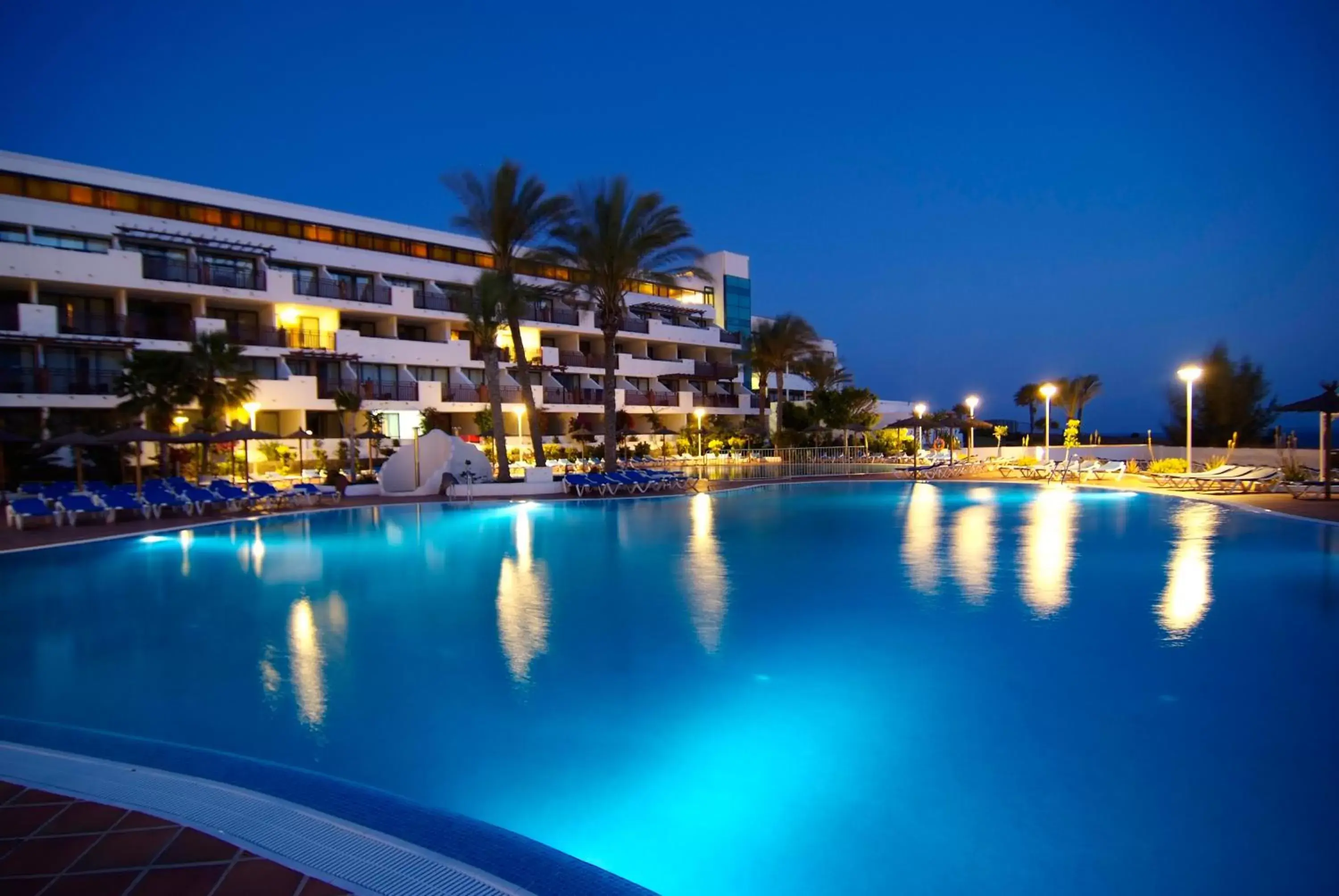 Swimming Pool in Sandos Papagayo