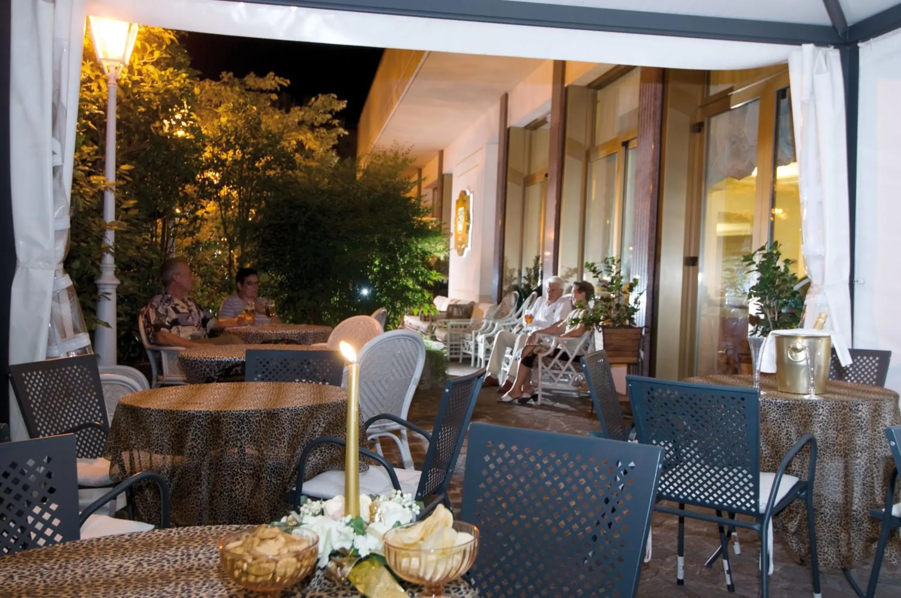 Property building, Restaurant/Places to Eat in Hotel Terme Principe