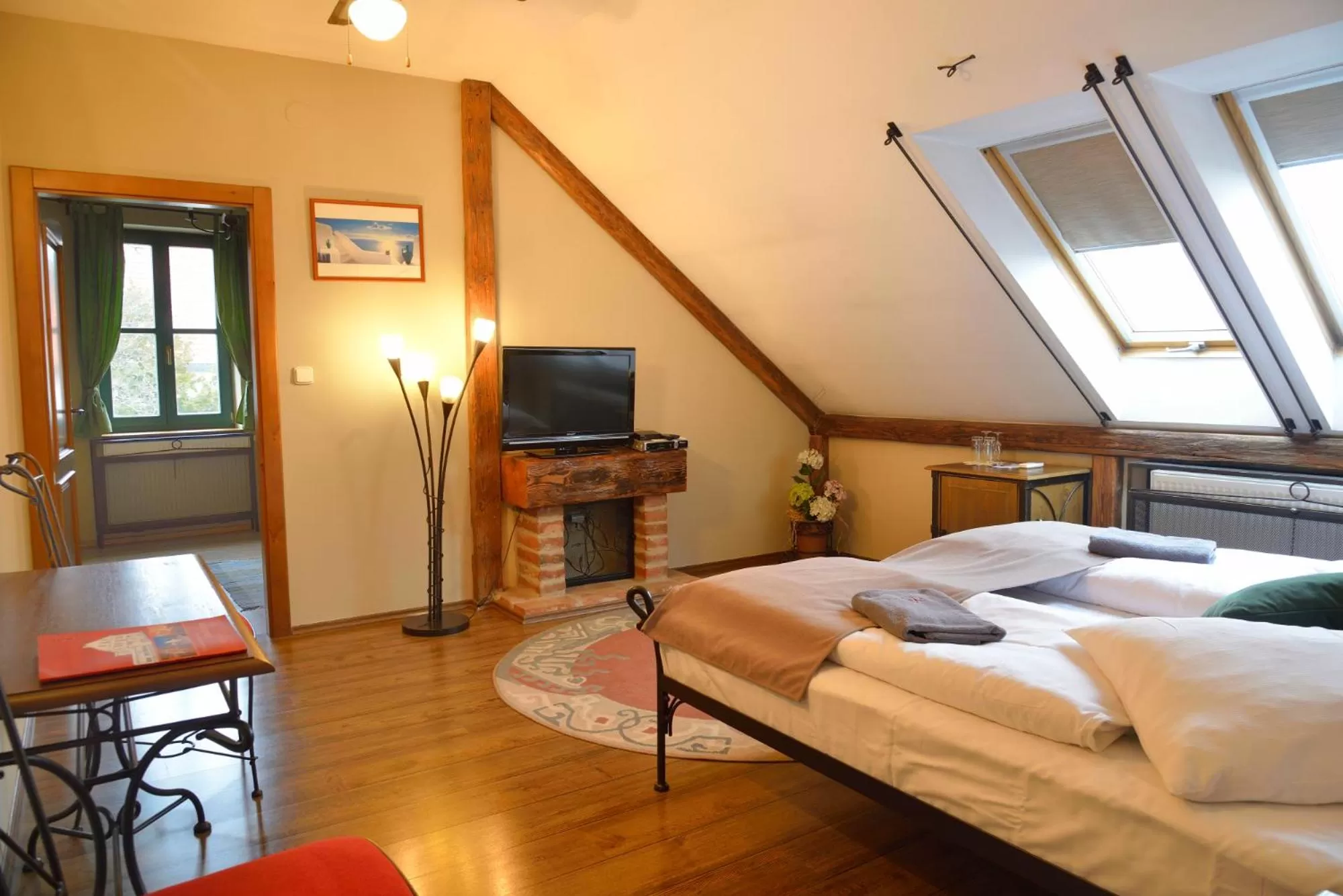 Bed in Hotel Via Ironia