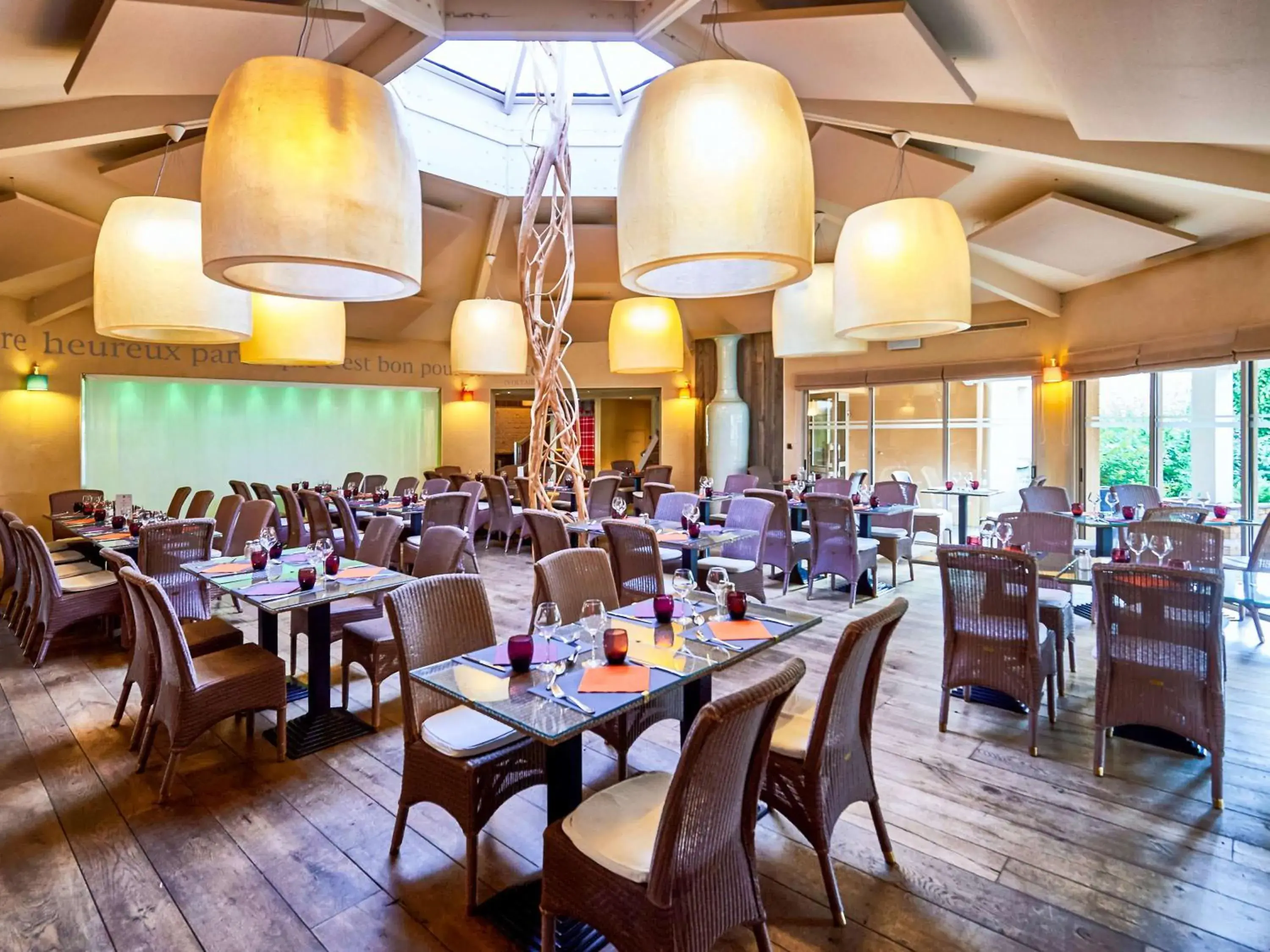 Restaurant/places to eat in ibis Styles Cholet Restaurant/places to eat in ibis Styles Cholet