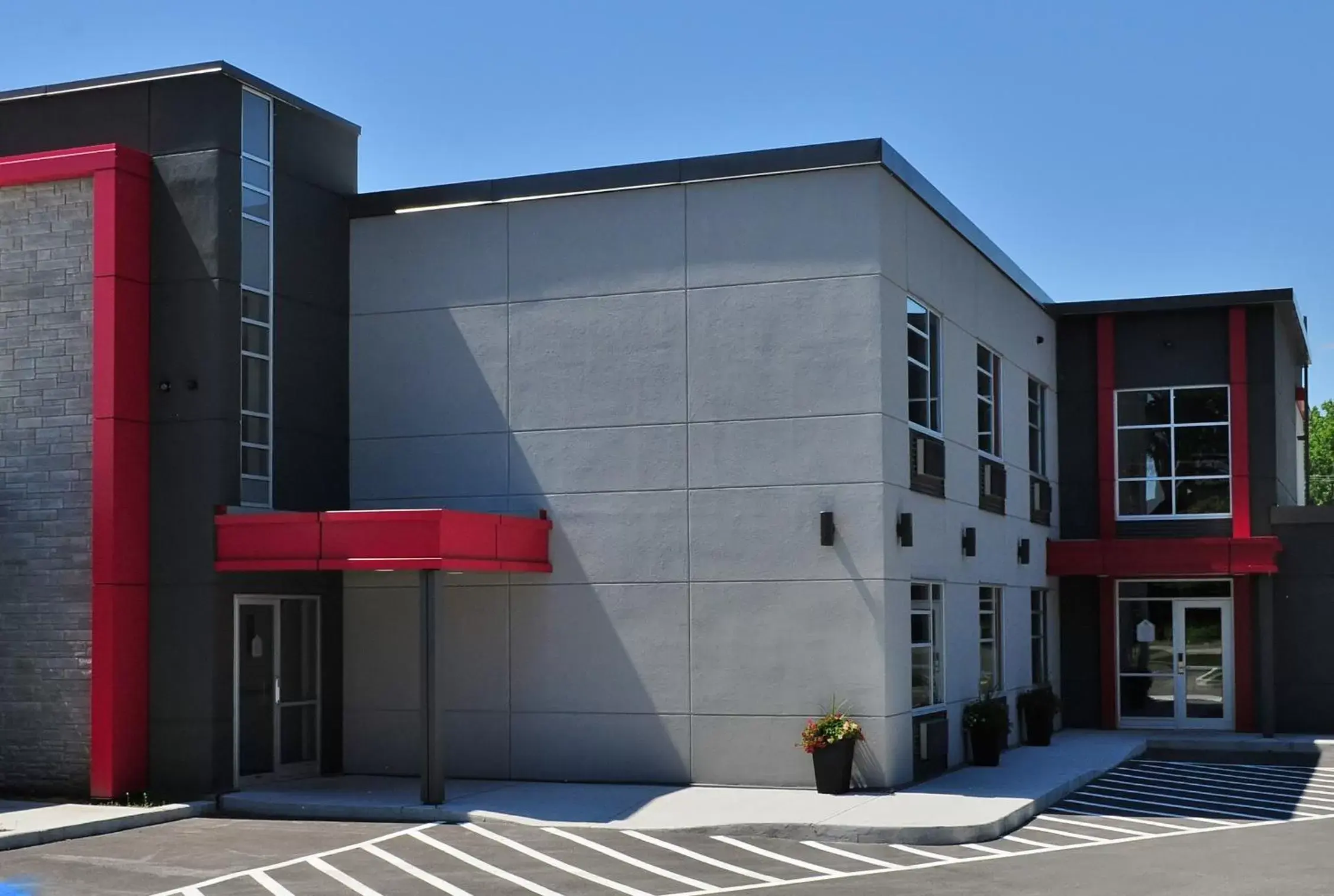 Facade/entrance in Hôtel Ô Laval Facade/entrance in Hôtel Ô Laval