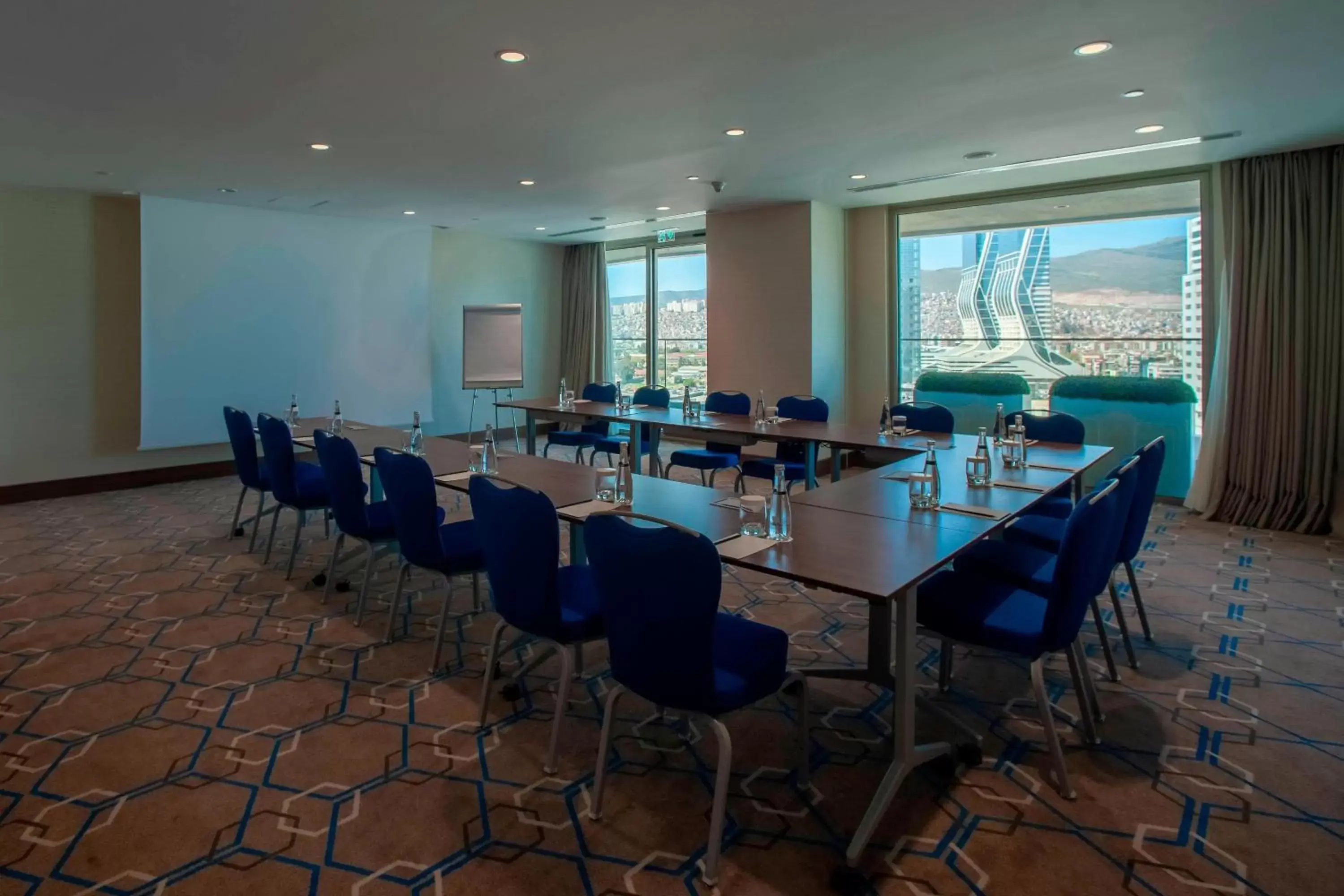 Meeting/conference room in Four Points by Sheraton Izmir