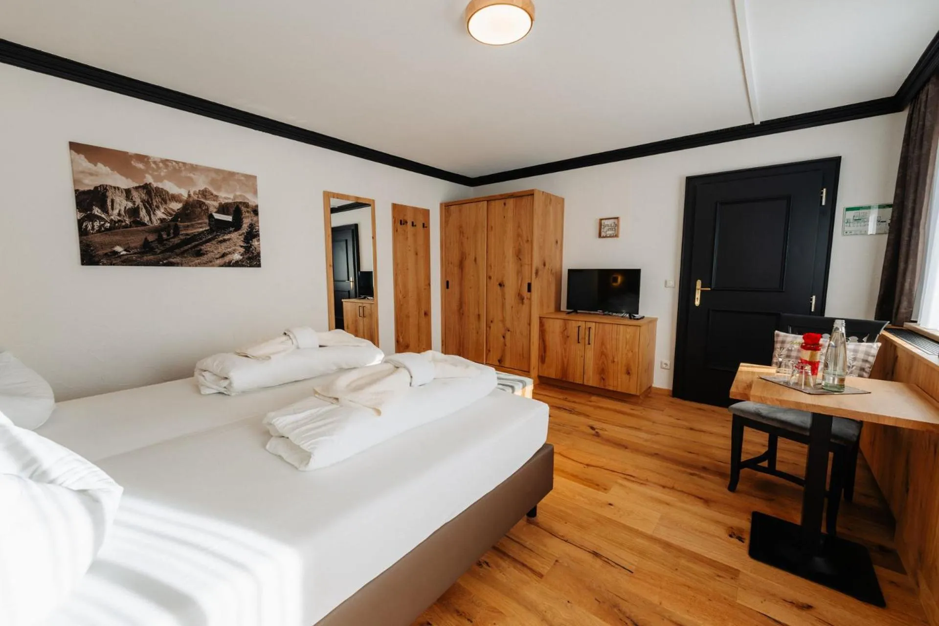 Photo of the whole room, Bed in Hotel Rupertihof