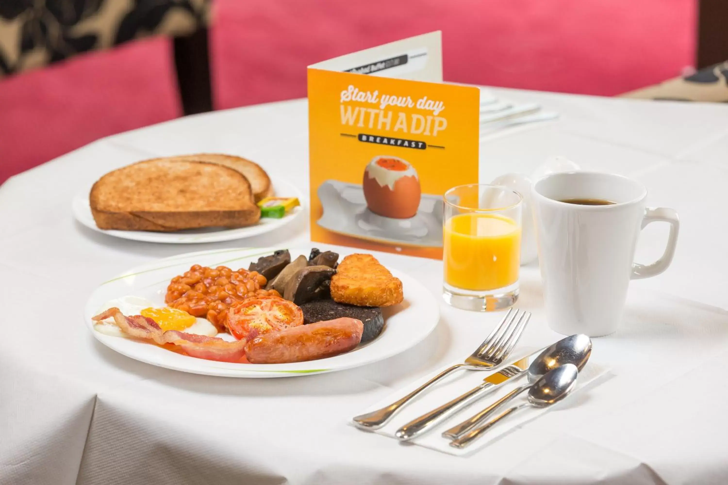 Breakfast in Holiday Inn Manchester-Mediacityuk, an IHG Hotel