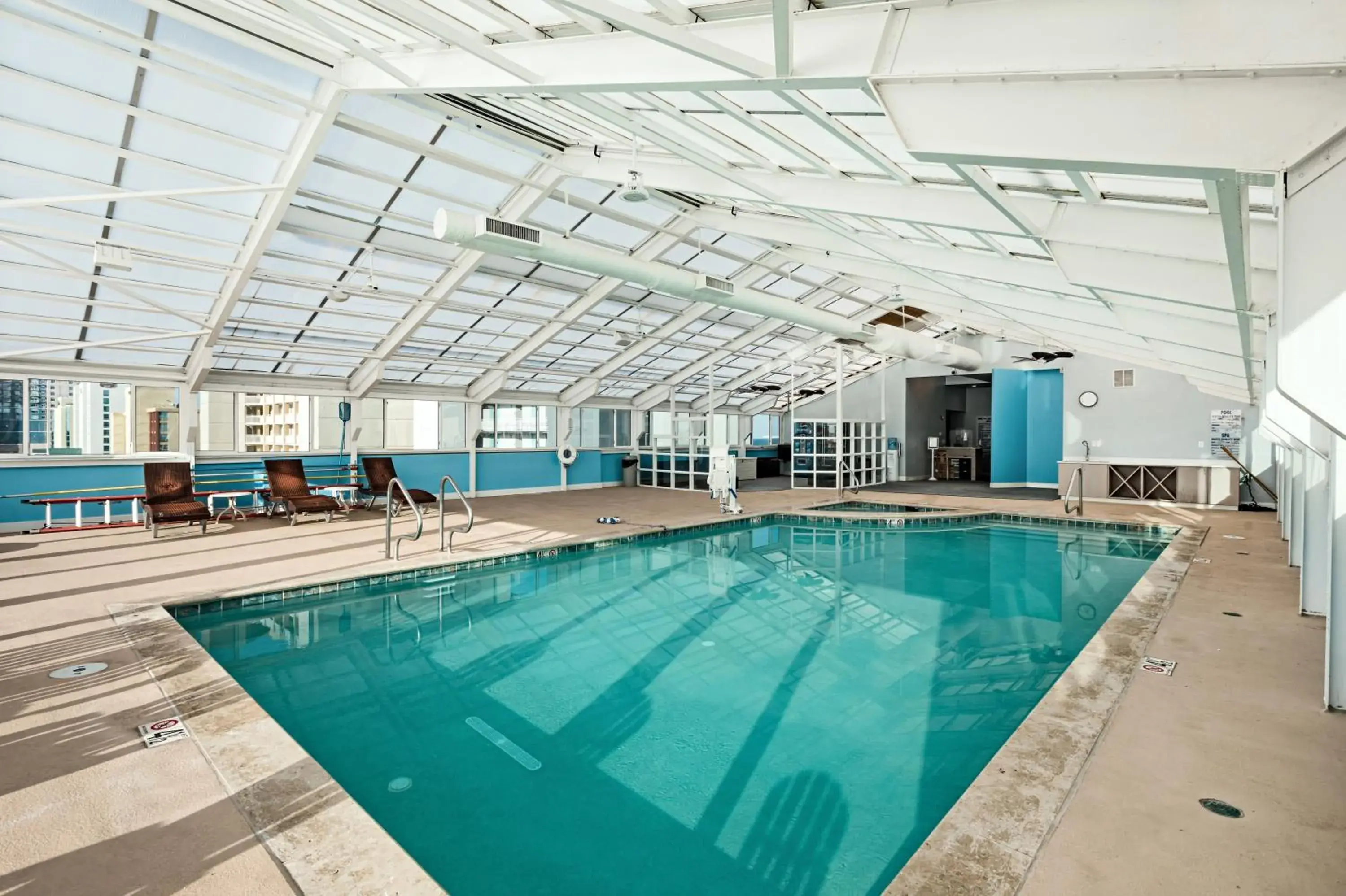 Swimming Pool in Ocean Sands Resort