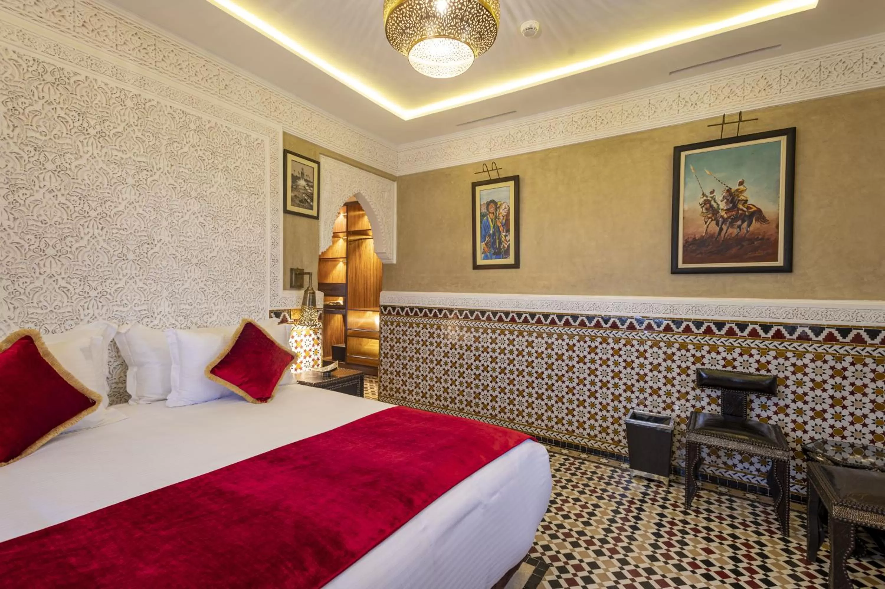 Bed in Maria Towers , Palais Table d'hôtes & SPA