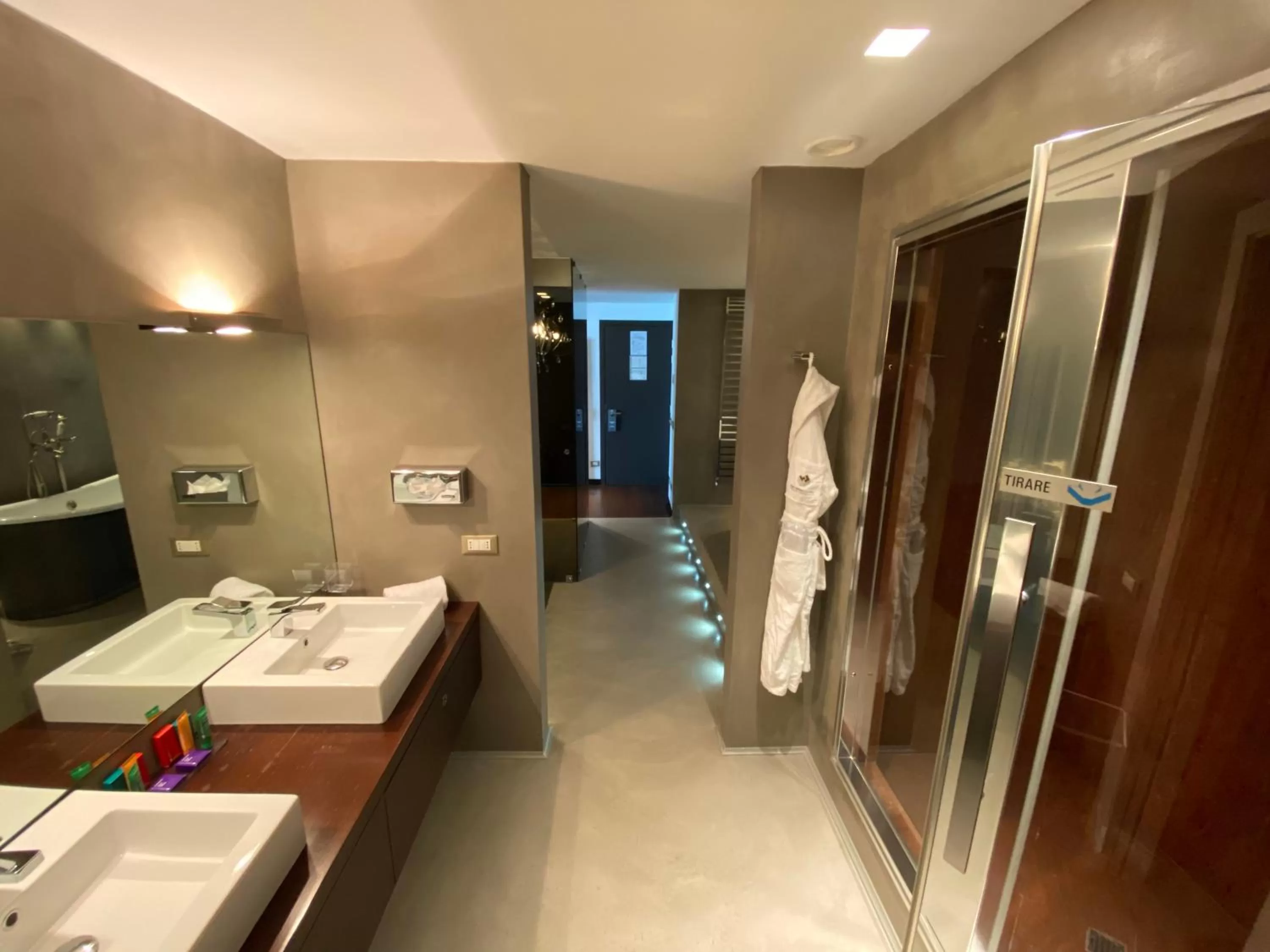 Bathroom in Devero Hotel & Spa, BW Signature Collection