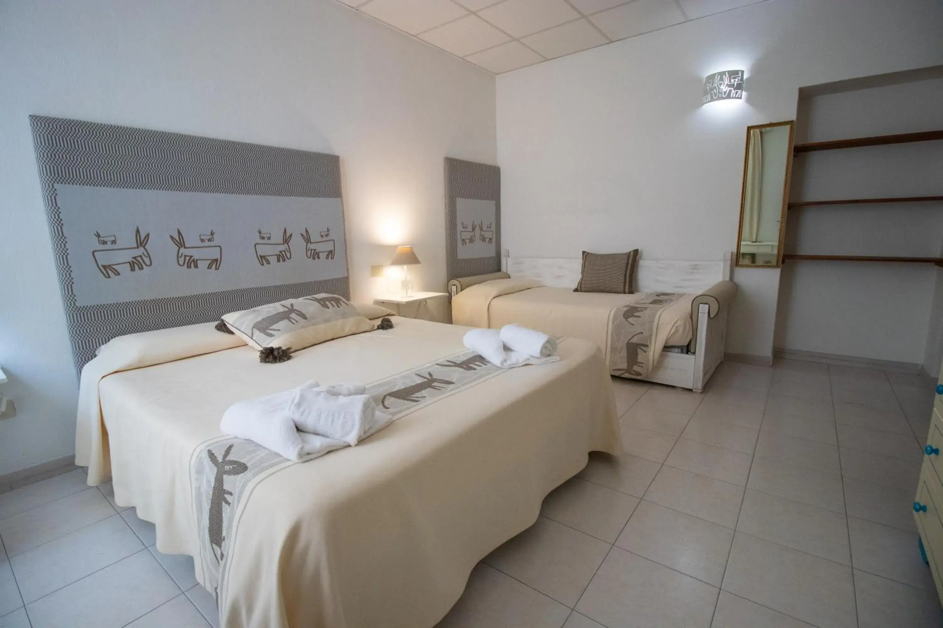 Bed in Hotel Canne al Vento