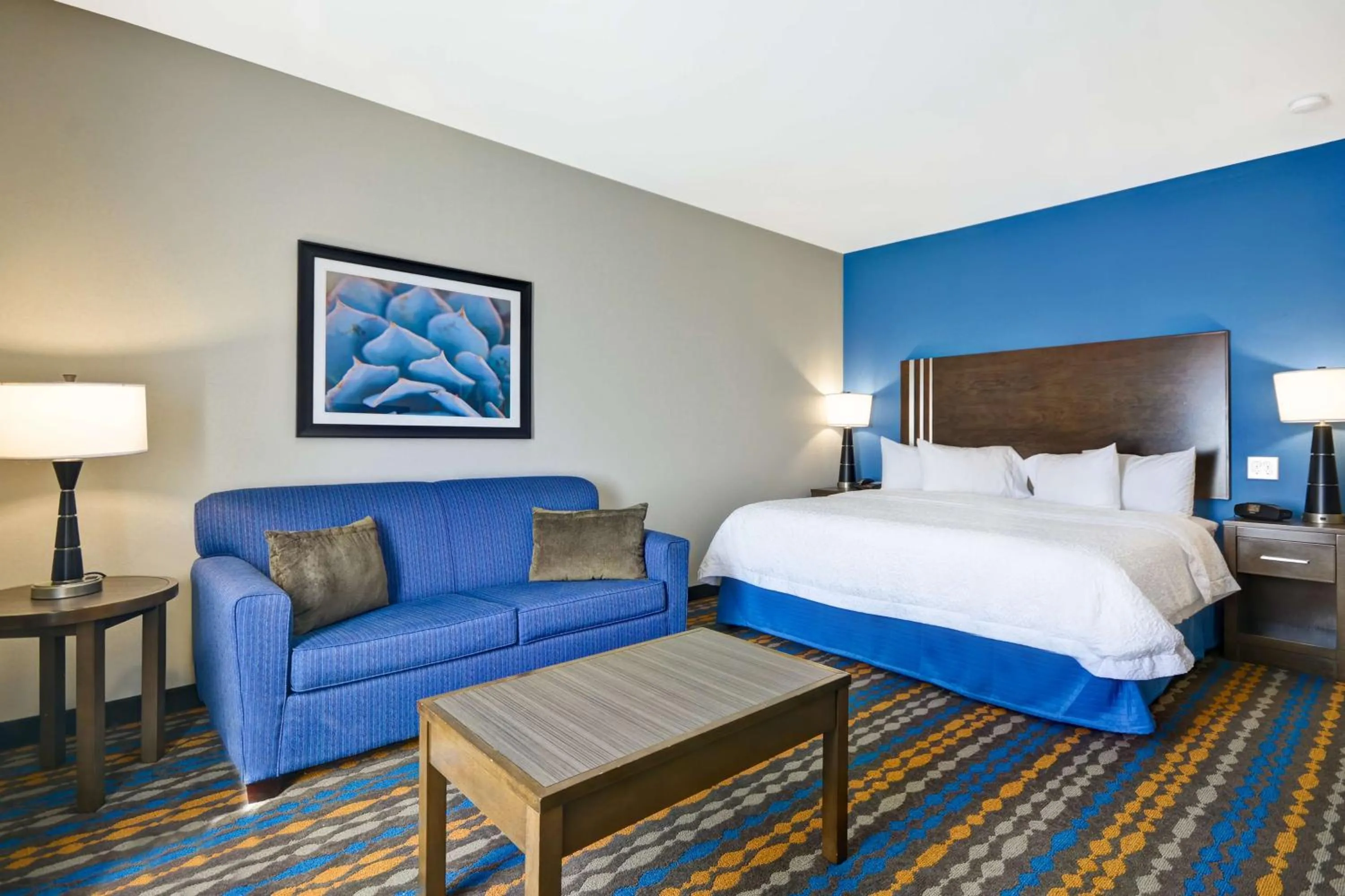 Bed in Hampton Inn Kenedy