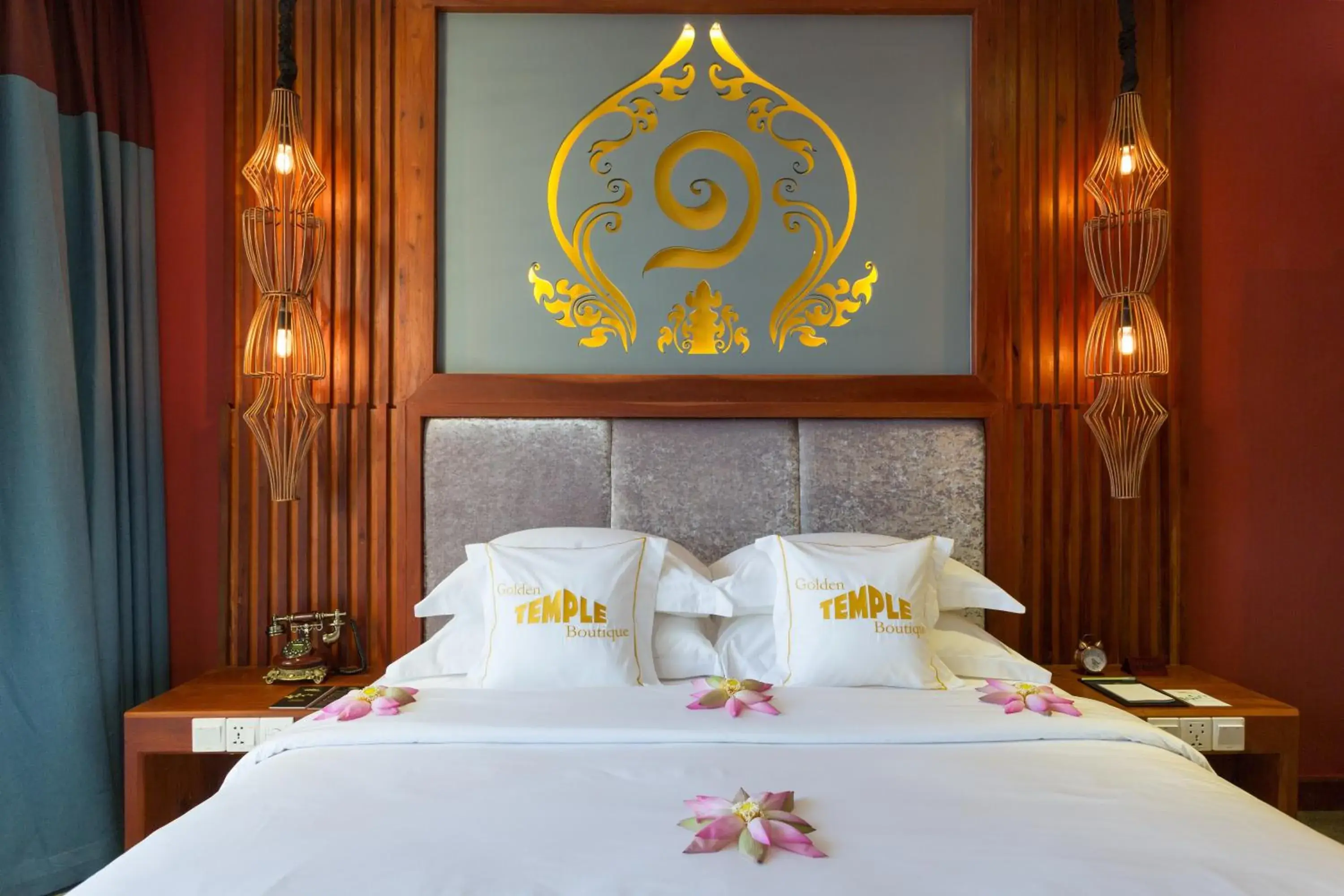 Bedroom, Bed in Golden Temple Boutique