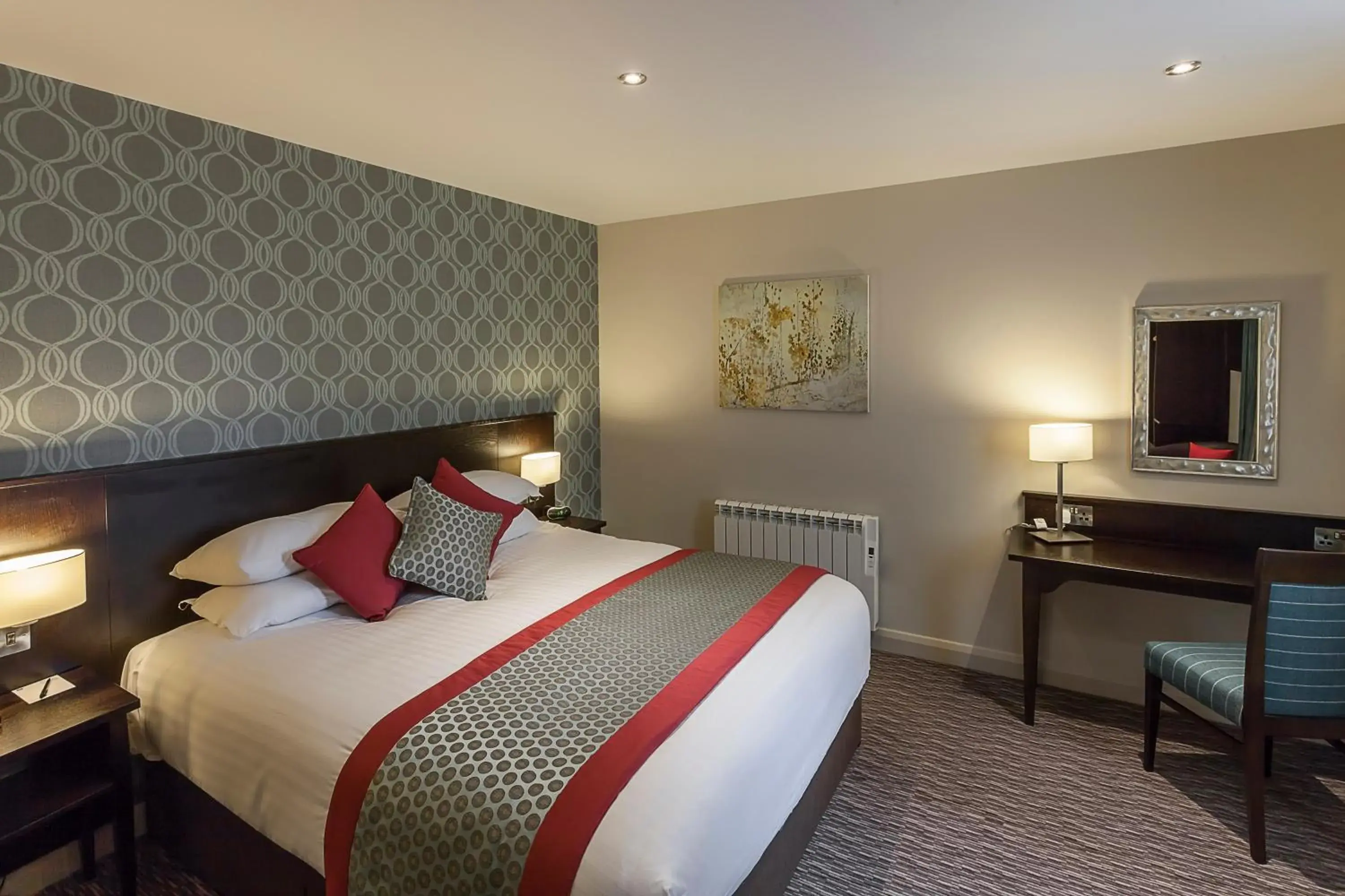 Bedroom, Bed in Best Western Plus Pinewood Manchester Airport-Wilmslow Hotel