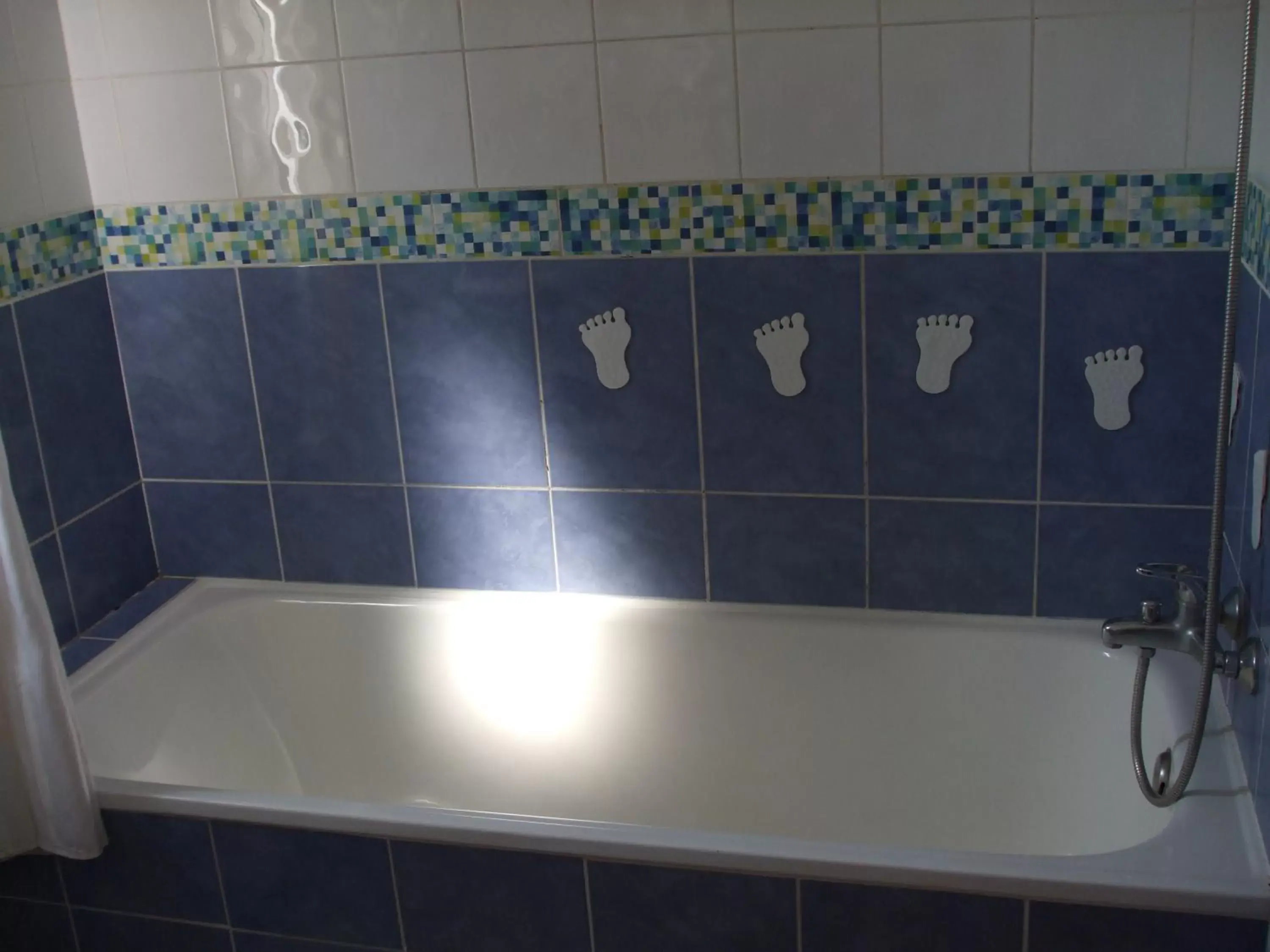 Bathroom in Hotel Adelaide