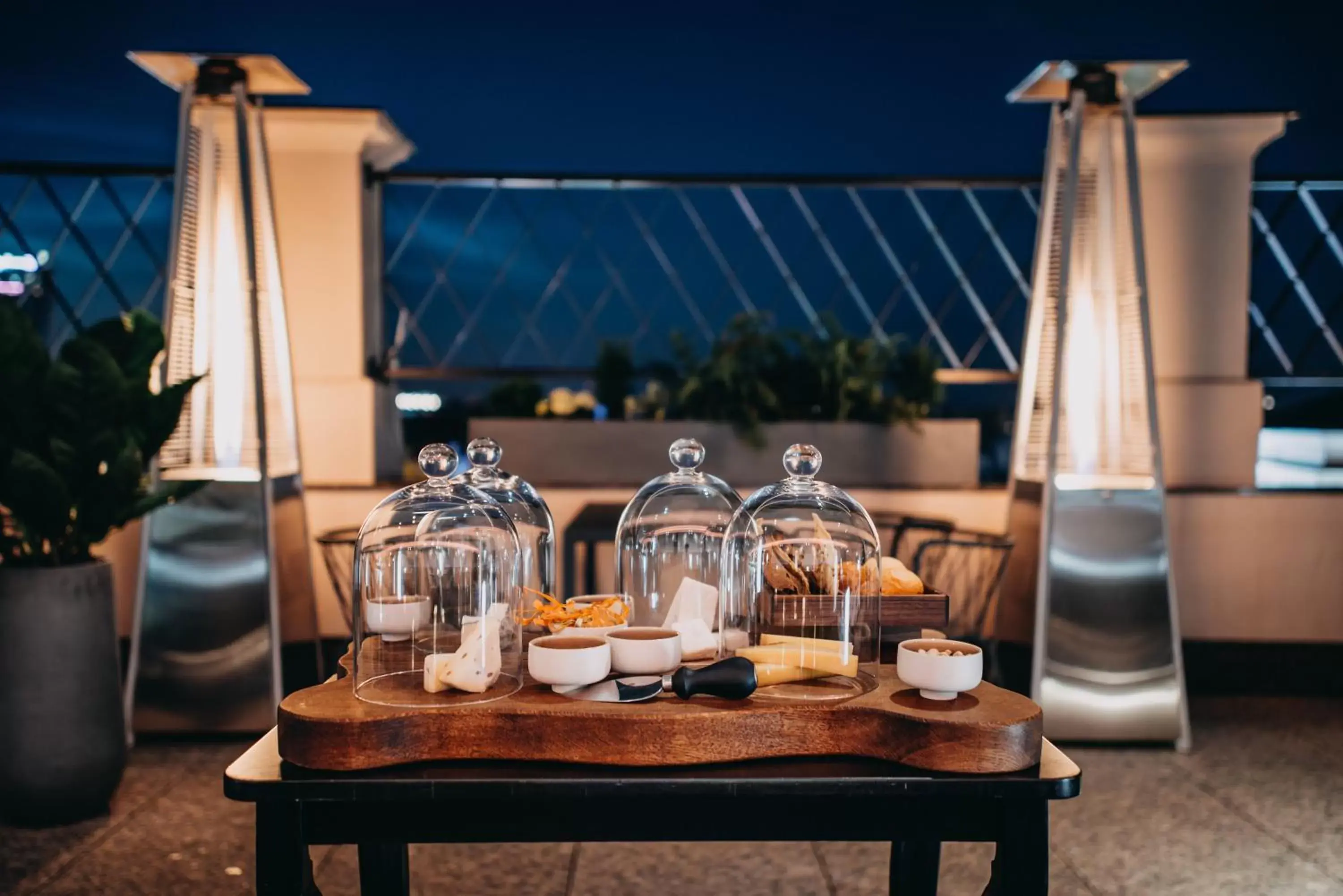 Balcony/Terrace, Restaurant/Places to Eat in Grand Hotel Kempinski Riga