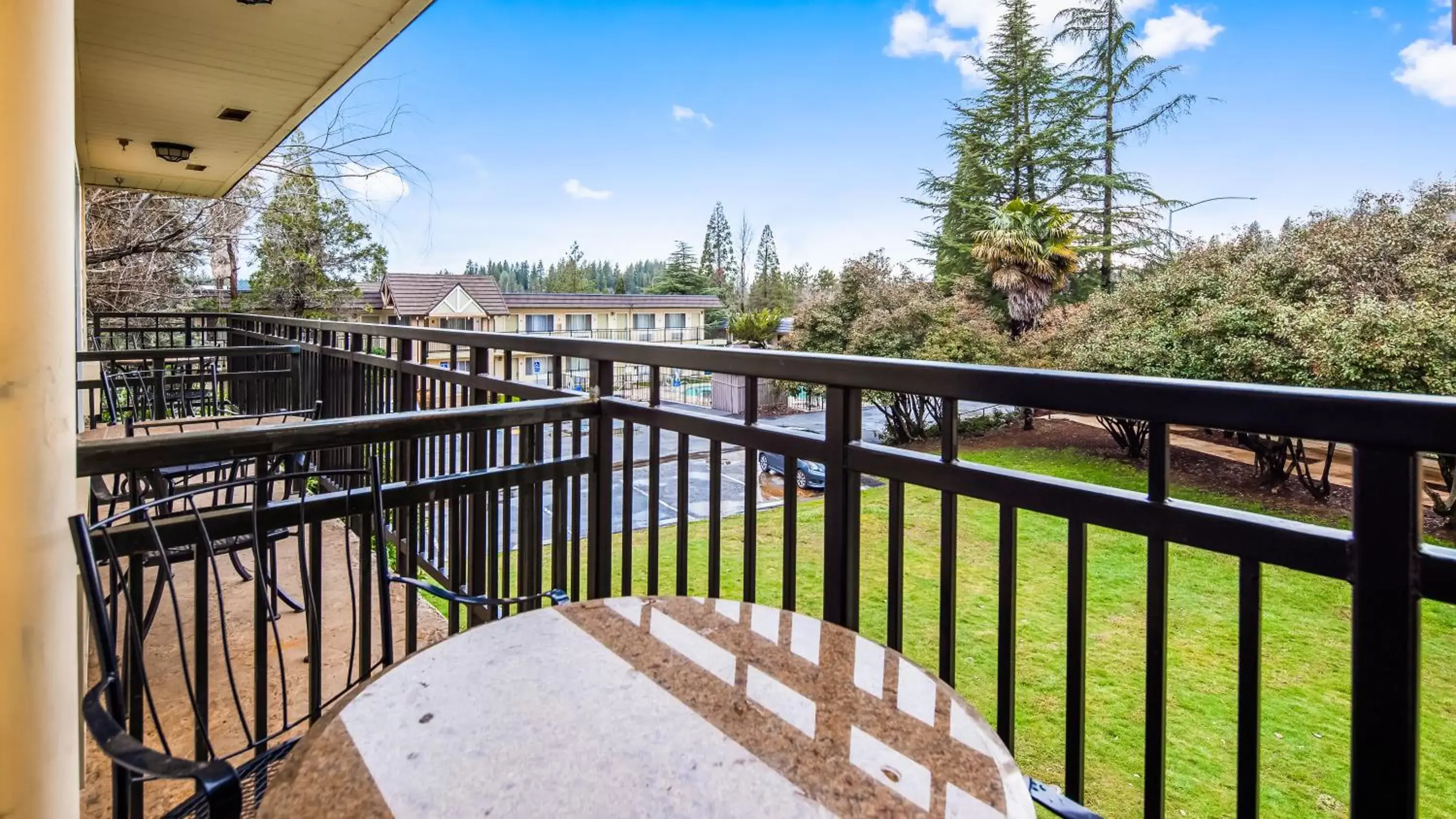 Balcony/Terrace in Best Western Gold Country Inn