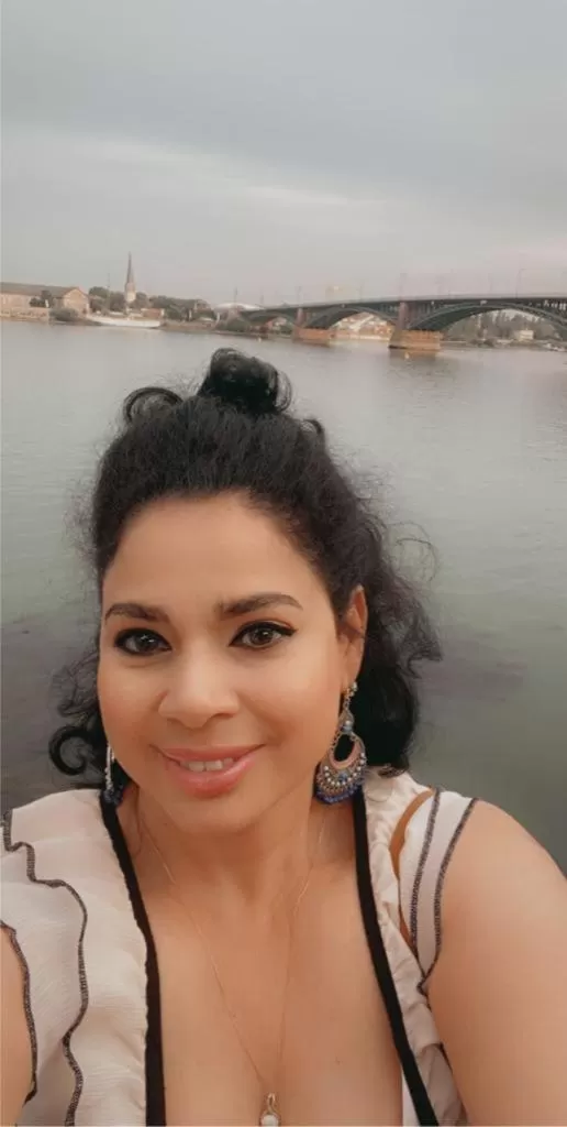 Staff in Moderne Wohnung im Rhein-Main-Gebiet