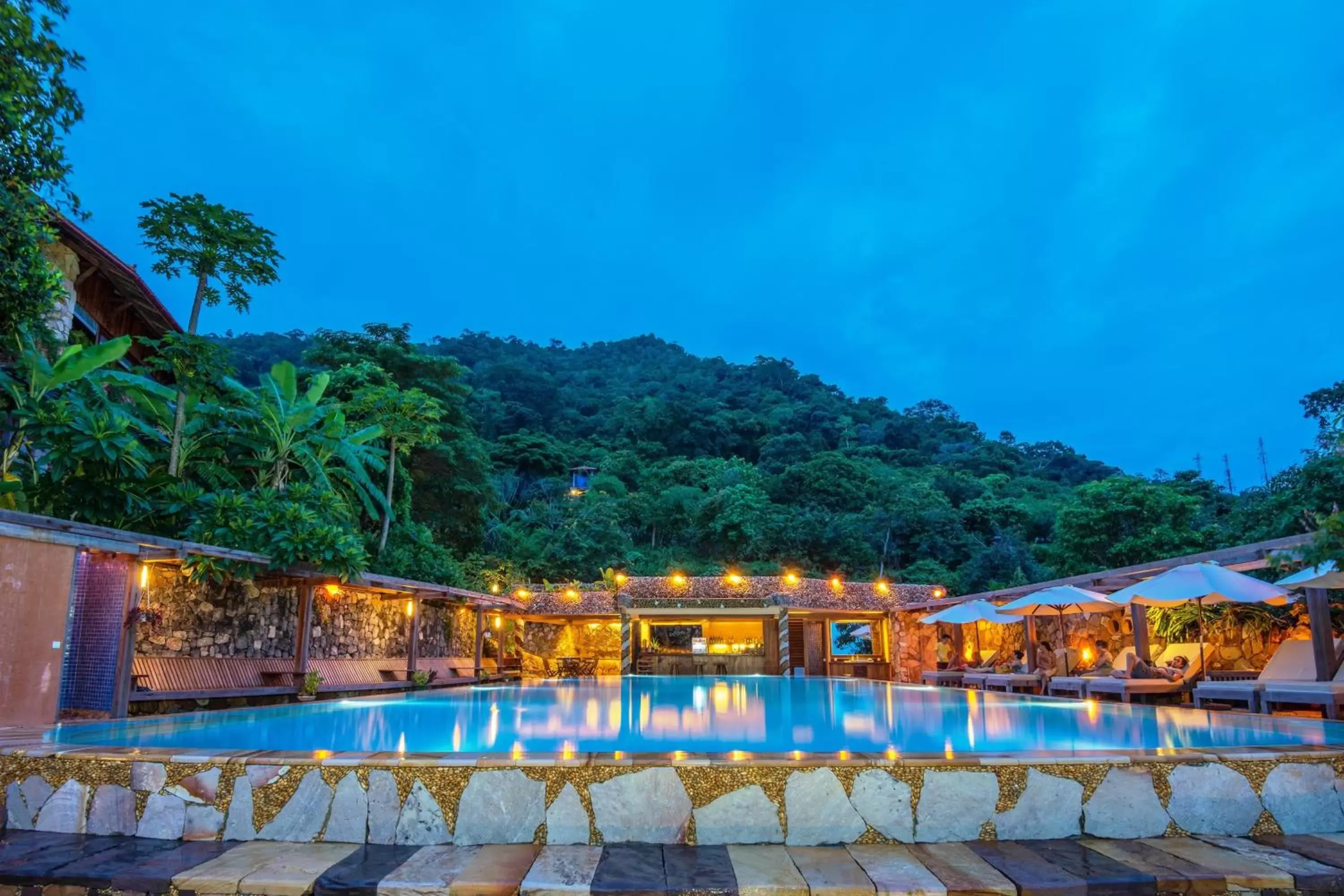 Facade/entrance, Swimming Pool in Veranda Natural Resort