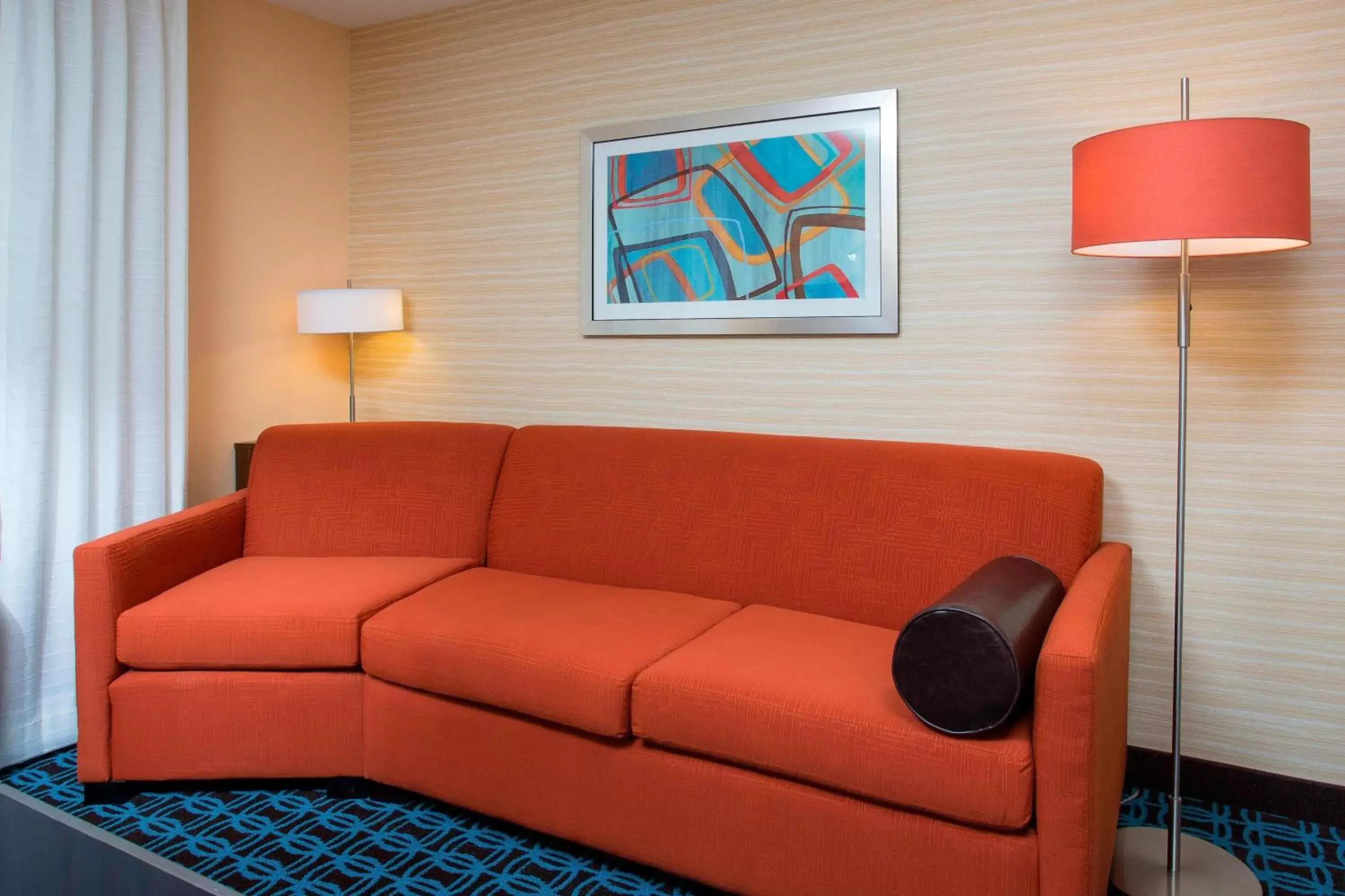 Living room, Seating Area in Fairfield Inn & Suites By Marriott Sioux Falls Airport