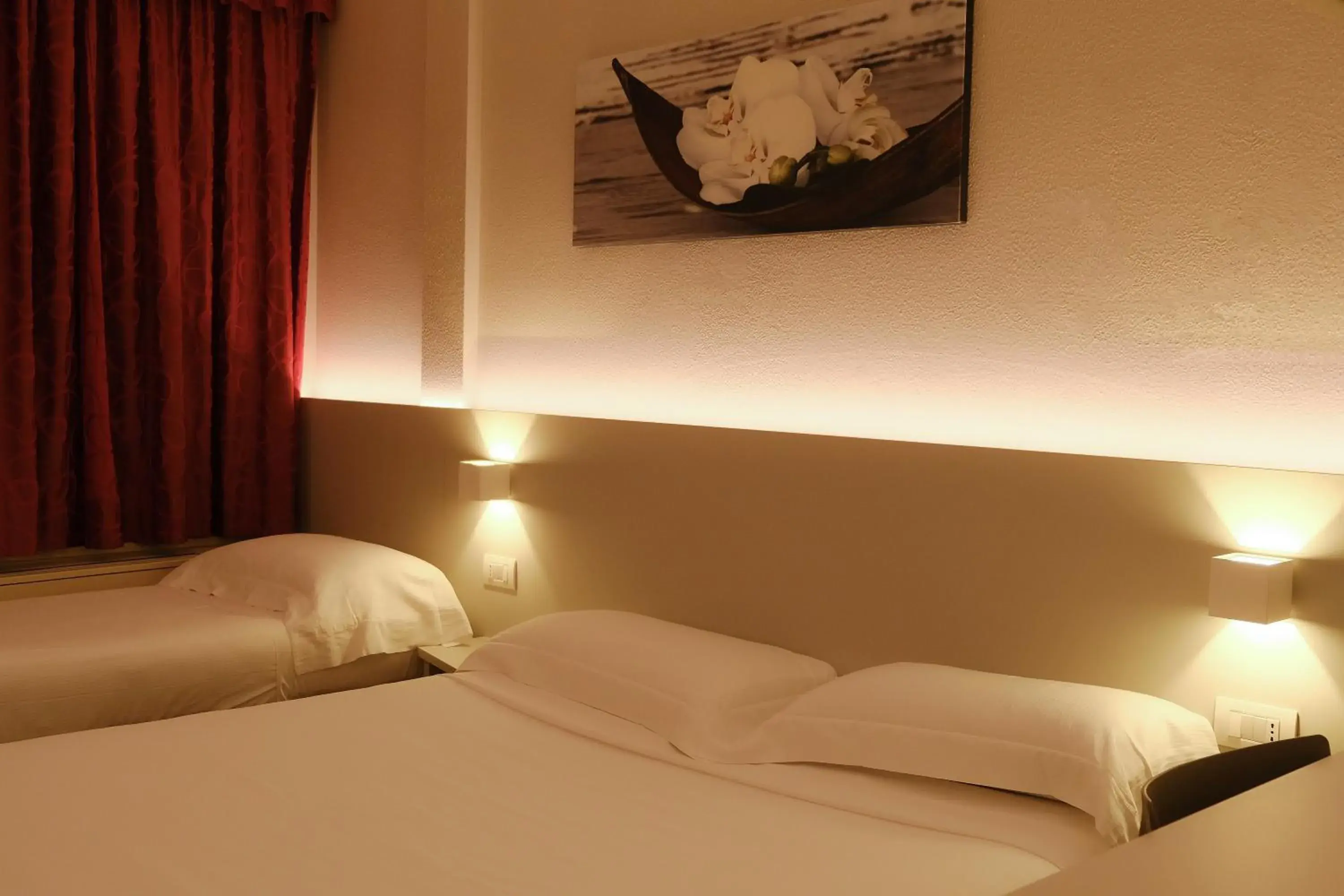 Bed in Hotel Motel 2000 Bed in Hotel Motel 2000