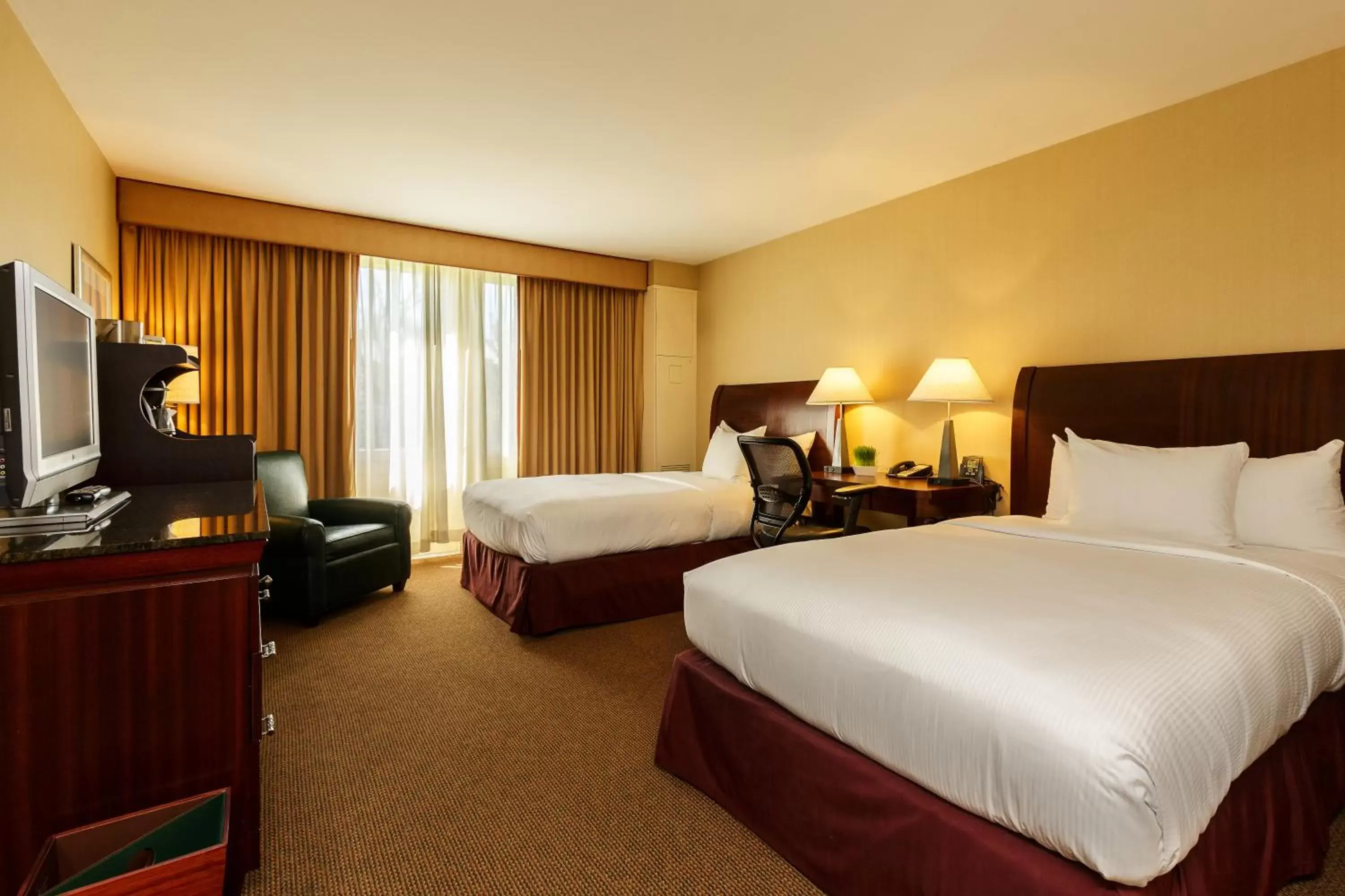 Double or Twin Room - Disability Access in Sleepy Hollow Hotel Double or Twin Room - Disability Access in Sleepy Hollow Hotel